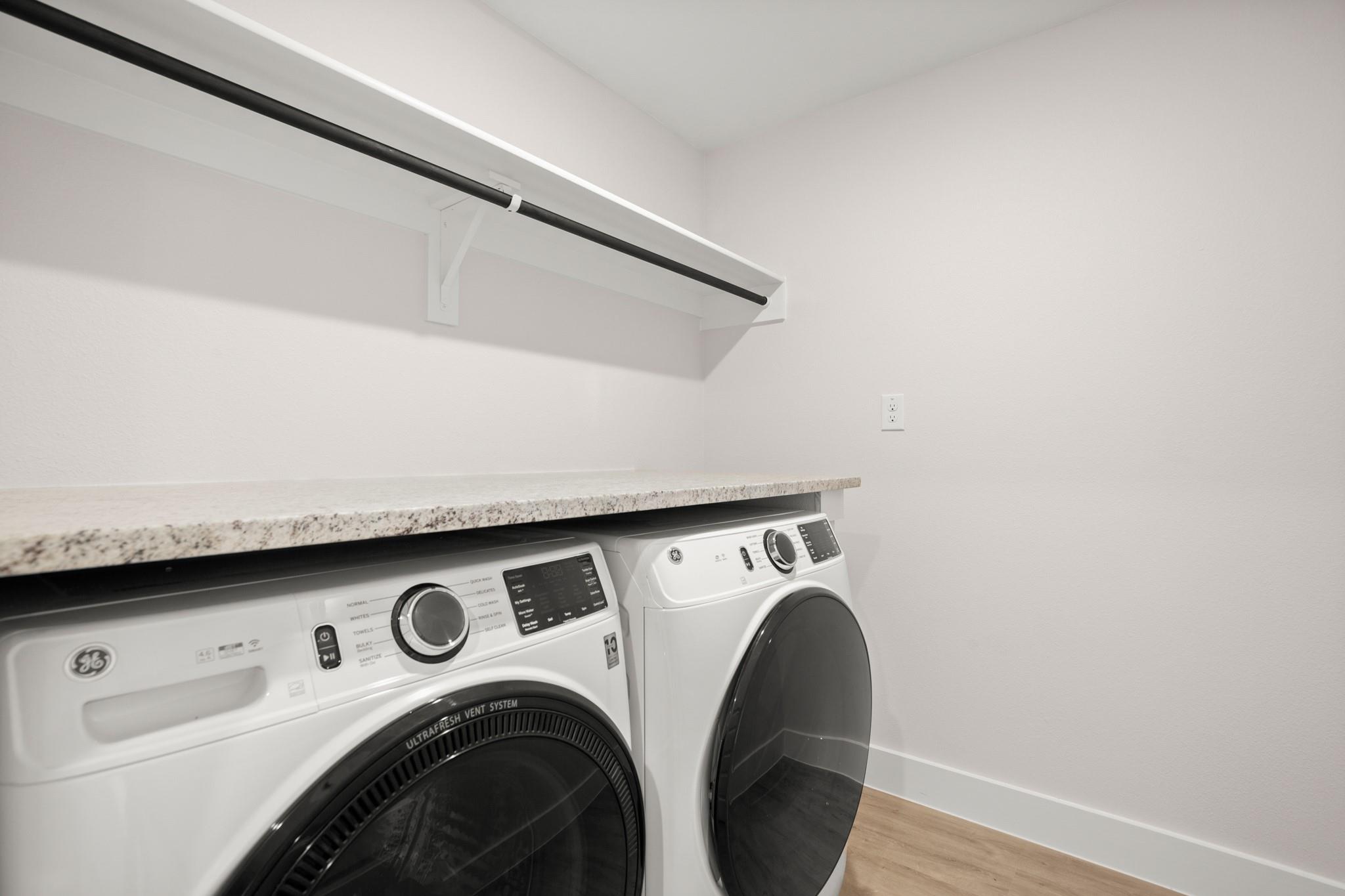 17413 Homestead Haven Dr, Bee Cave, TX 78738