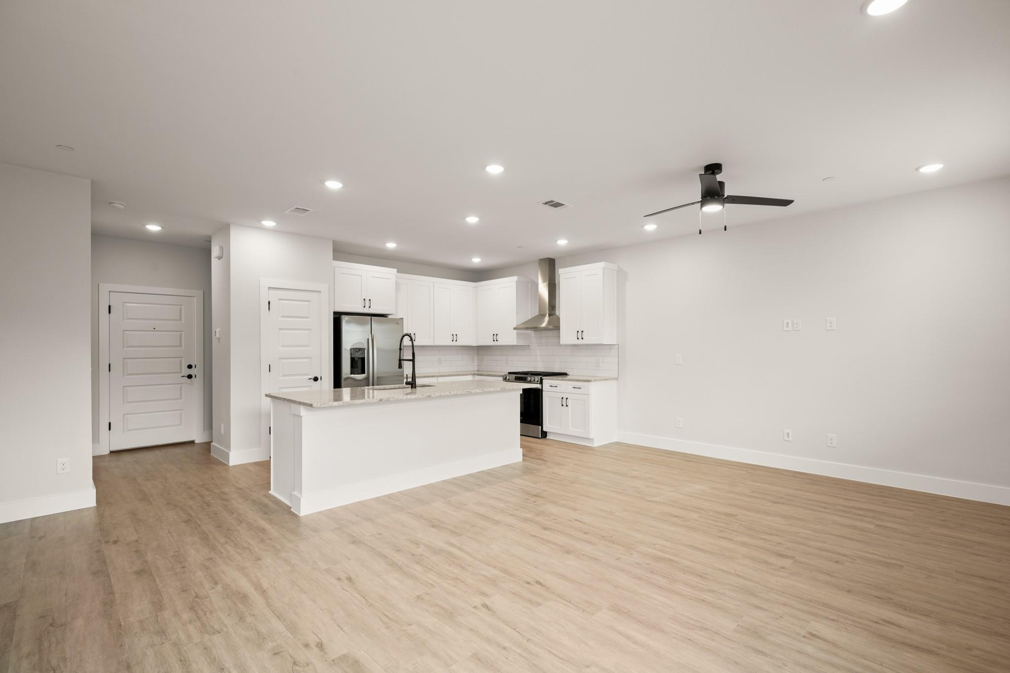 17413 Homestead Haven Dr, Bee Cave, TX 78738