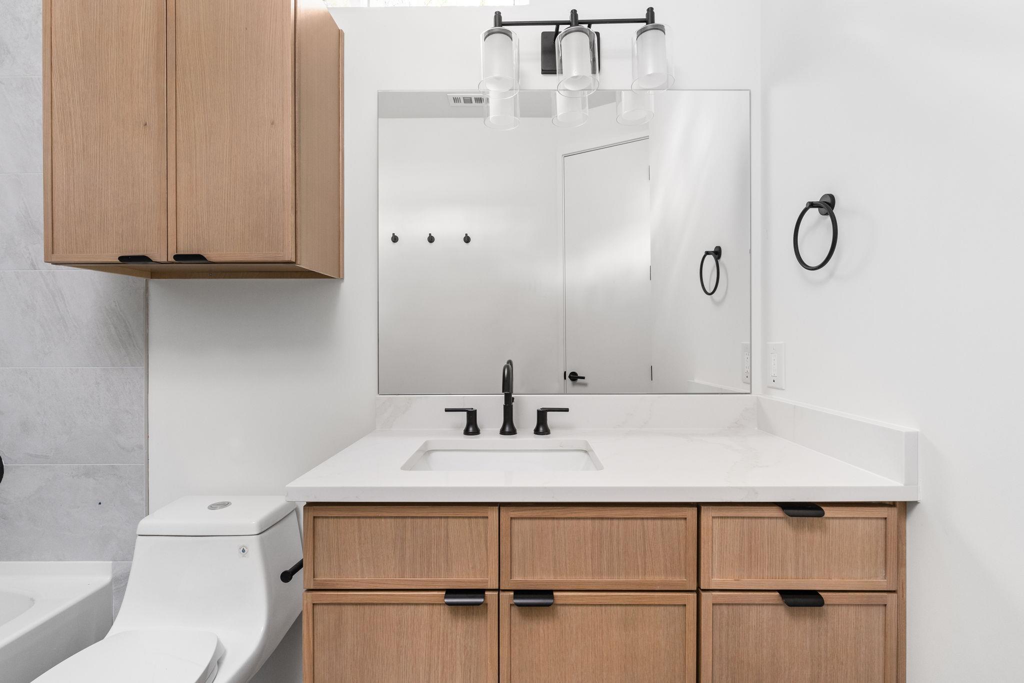 2917 Lyons Rd # 1, Austin, TX 78702