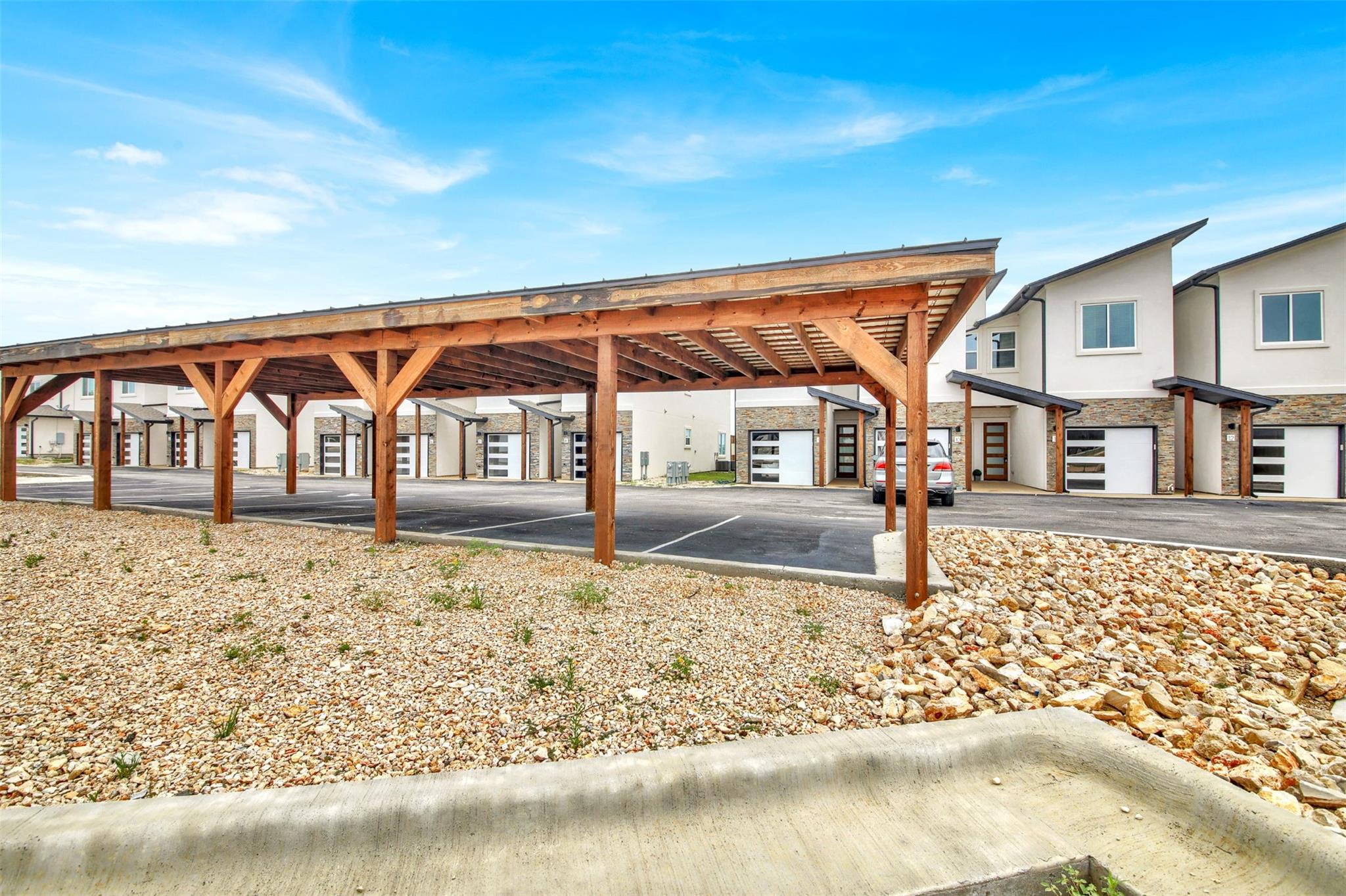 21200 Portsmouth Cv # 5, Lago Vista, TX 78645