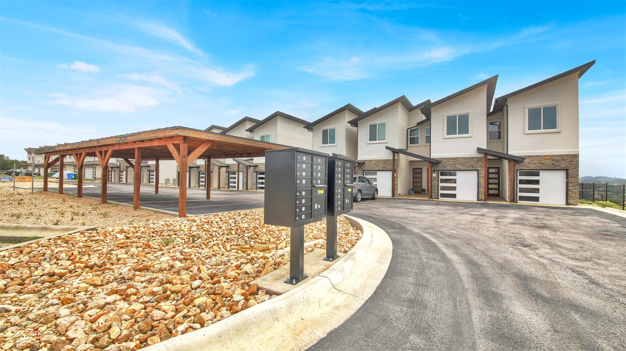 21200 Portsmouth Cv # 5, Lago Vista, TX 78645