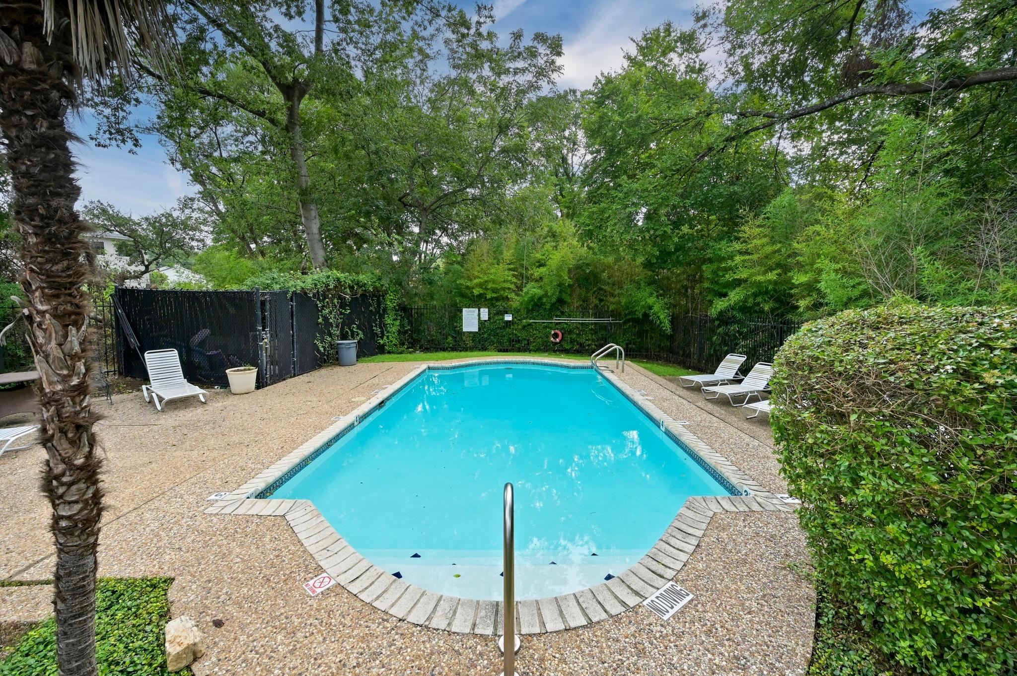 3839 Dry Creek Dr # 207, Austin, TX 78731