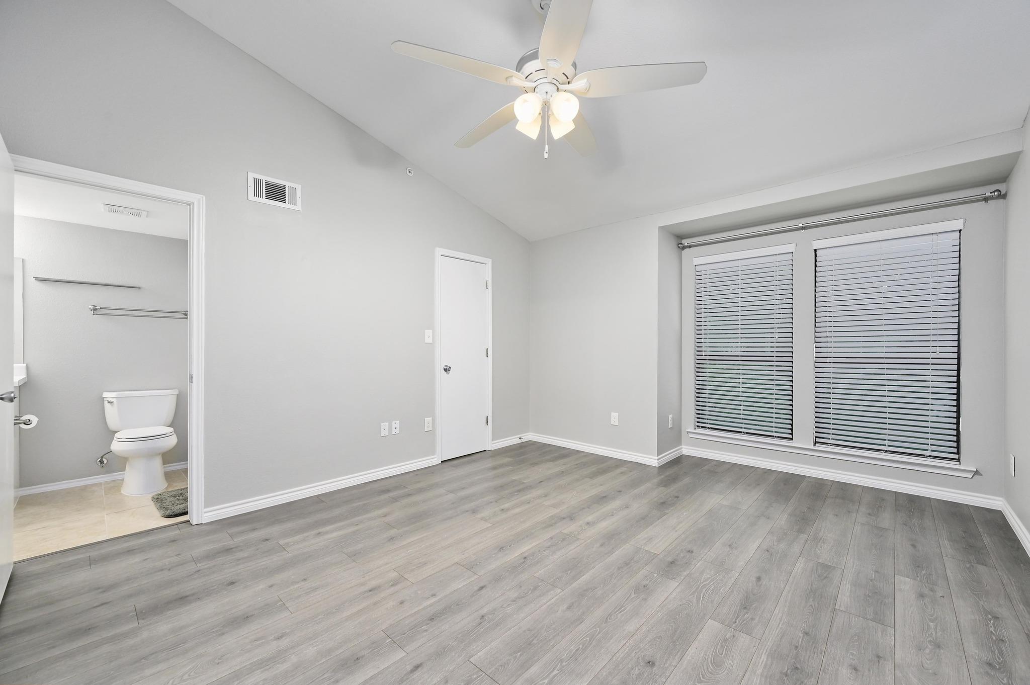 3839 Dry Creek Dr # 207, Austin, TX 78731