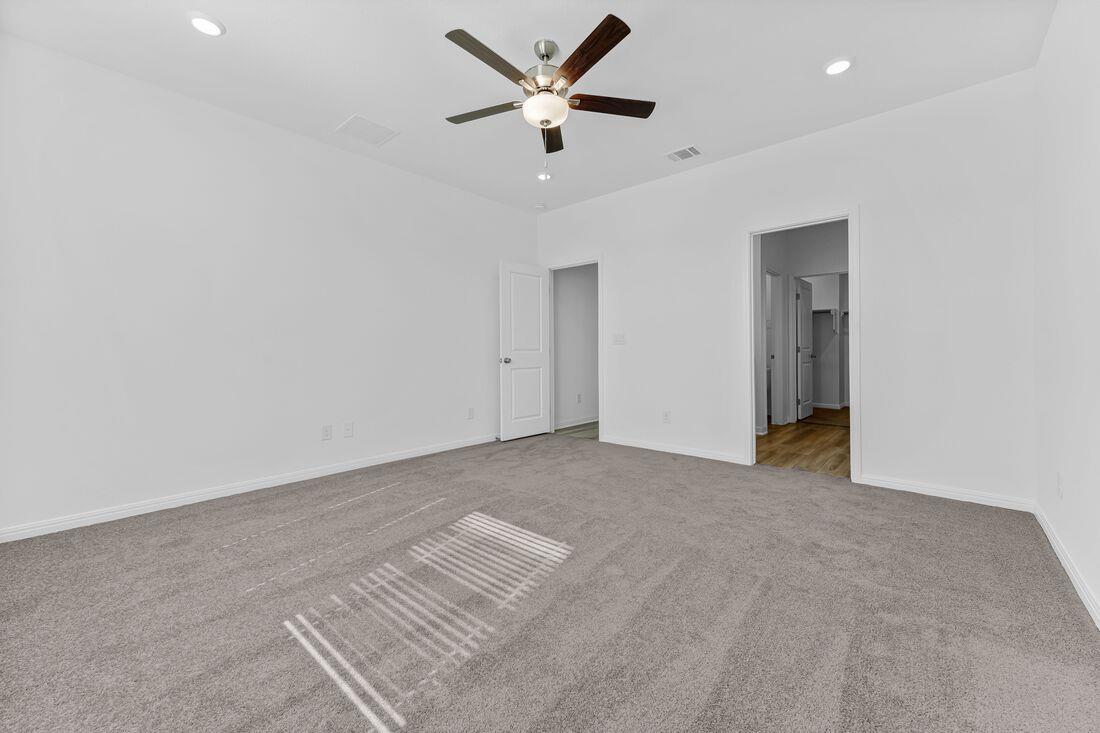 429 Breccia Trl, Liberty Hill, TX 78642