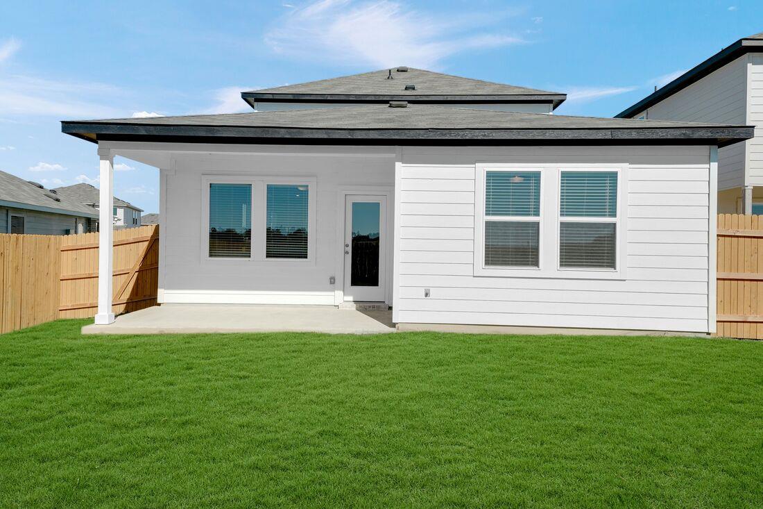 429 Breccia Trl, Liberty Hill, TX 78642