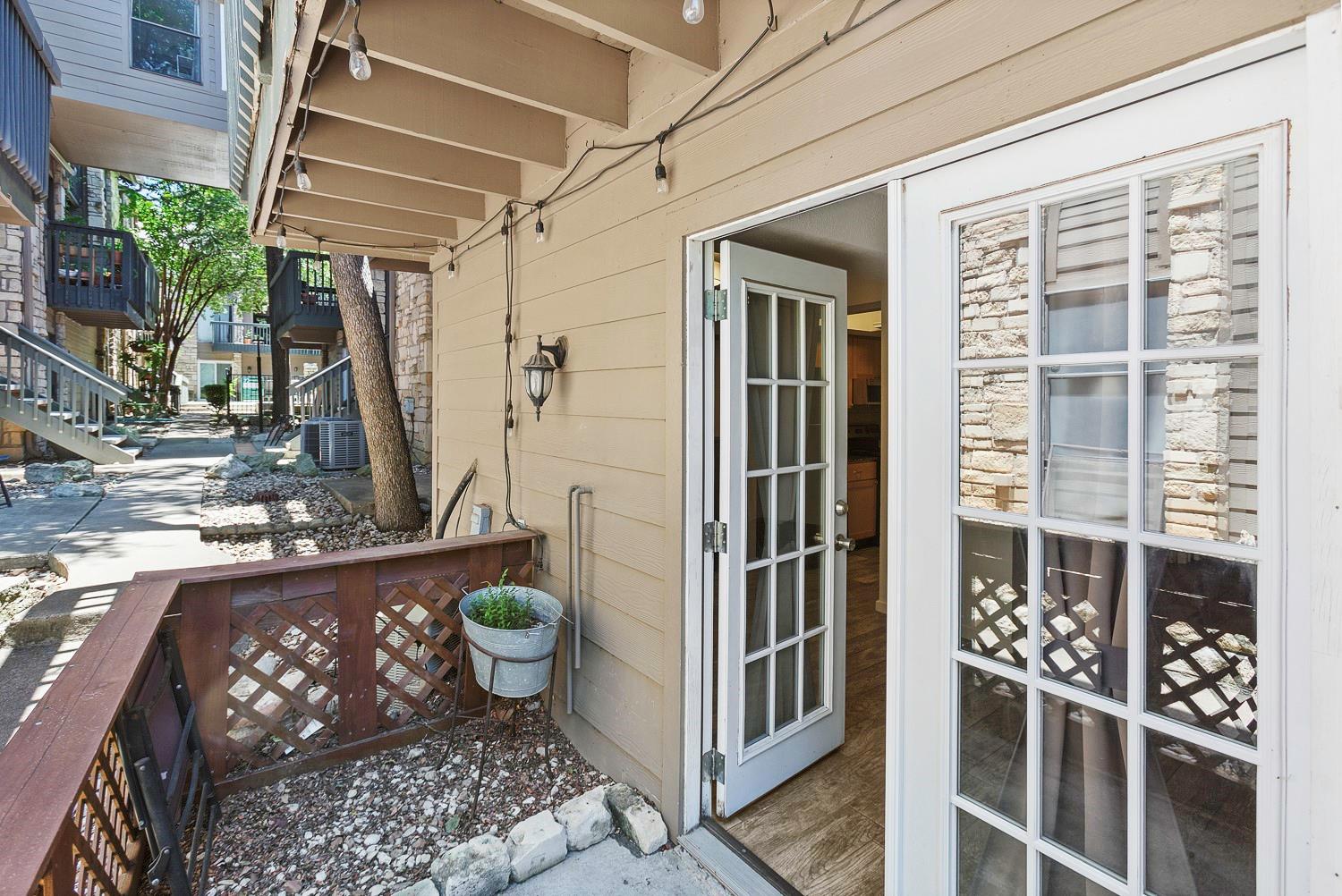 3627 Menchaca Rd # 116, Austin, TX 78704