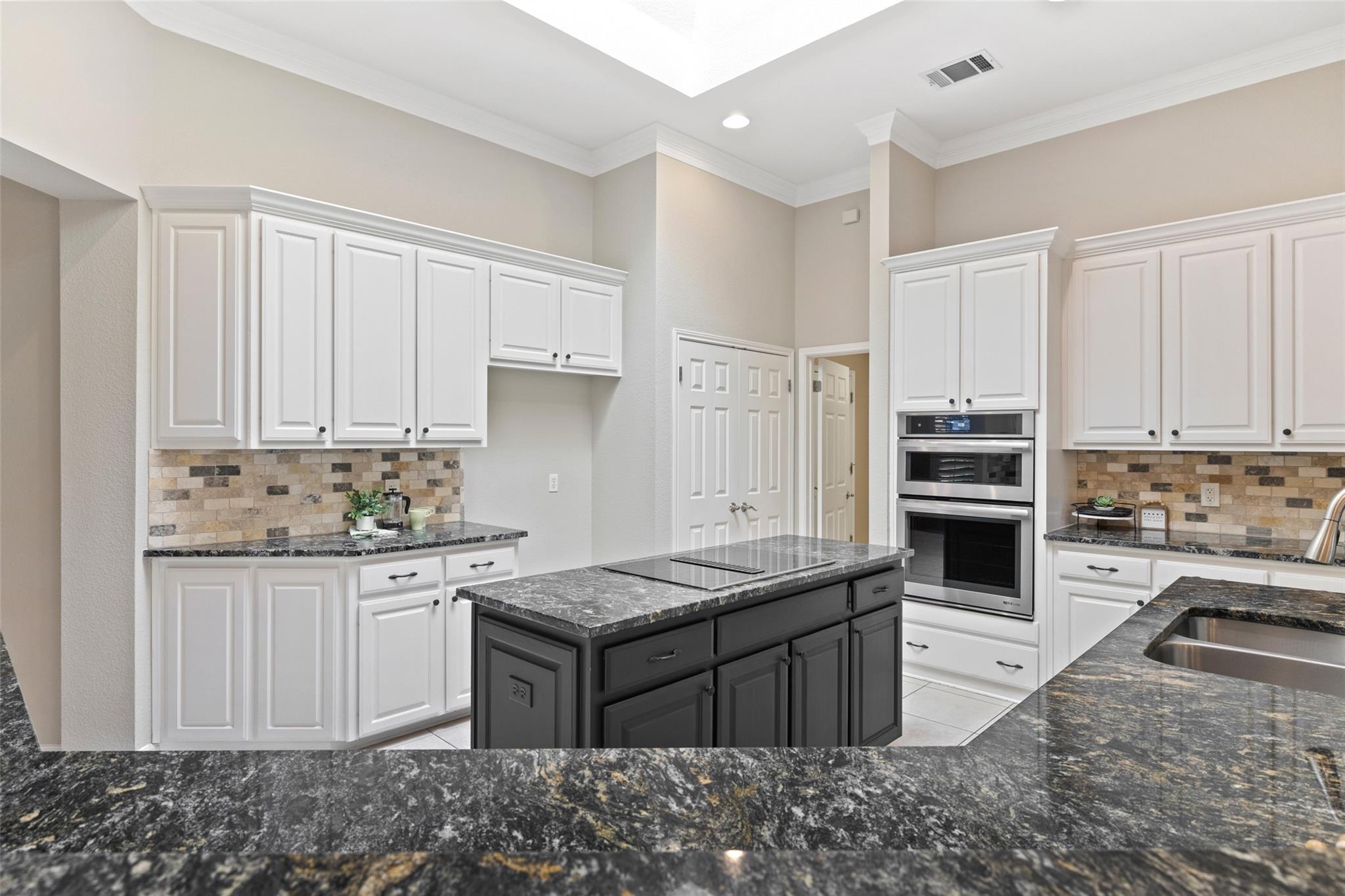 31000 Clearwater Ct, Georgetown, TX 78628