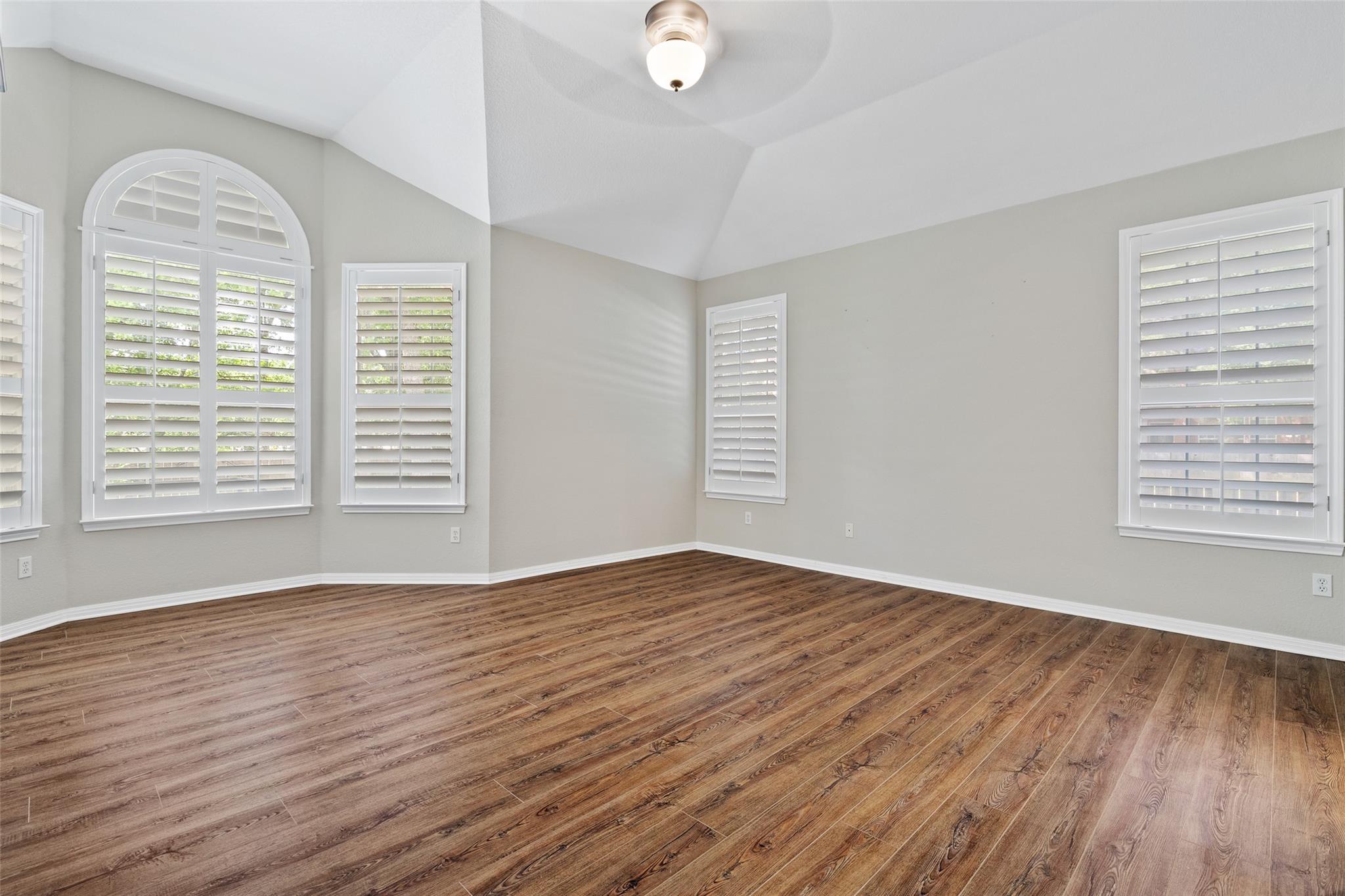 31000 Clearwater Ct, Georgetown, TX 78628