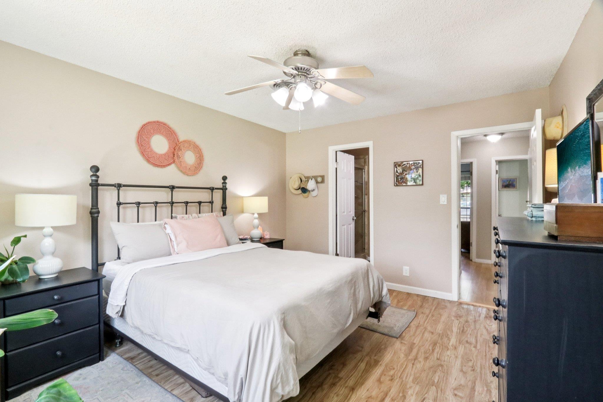 700 Dunman Dr, Georgetown, TX 78628
