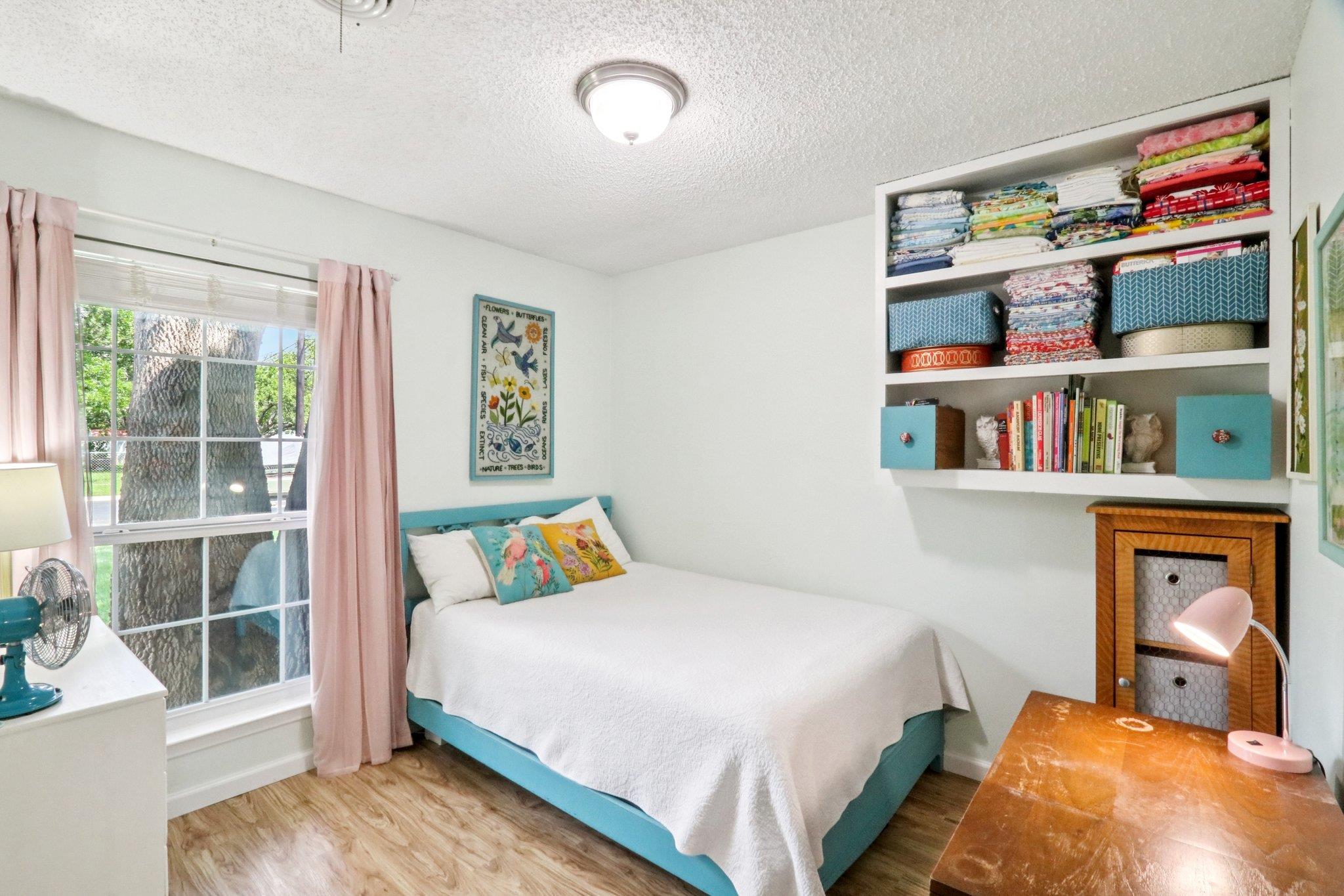 700 Dunman Dr, Georgetown, TX 78628