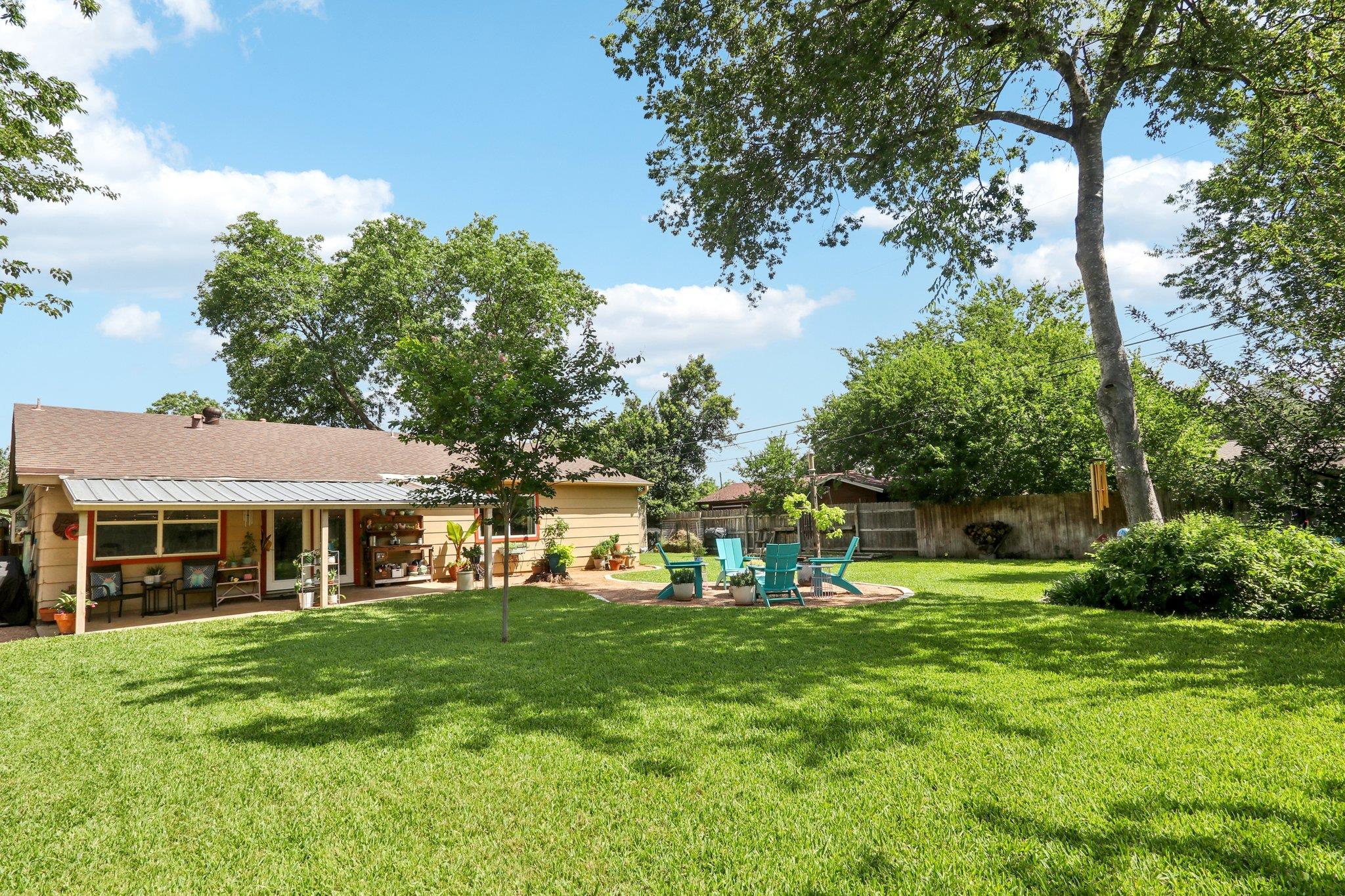 700 Dunman Dr, Georgetown, TX 78628