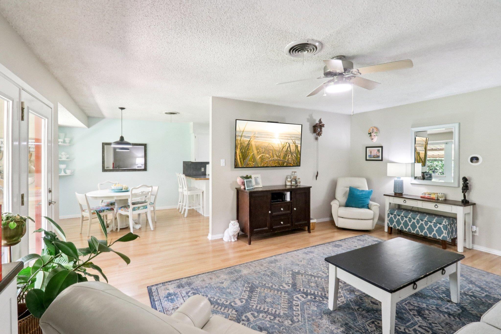 700 Dunman Dr, Georgetown, TX 78628