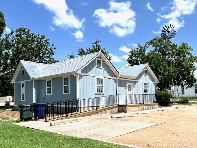 103 N West Dr, Leander, TX 78641