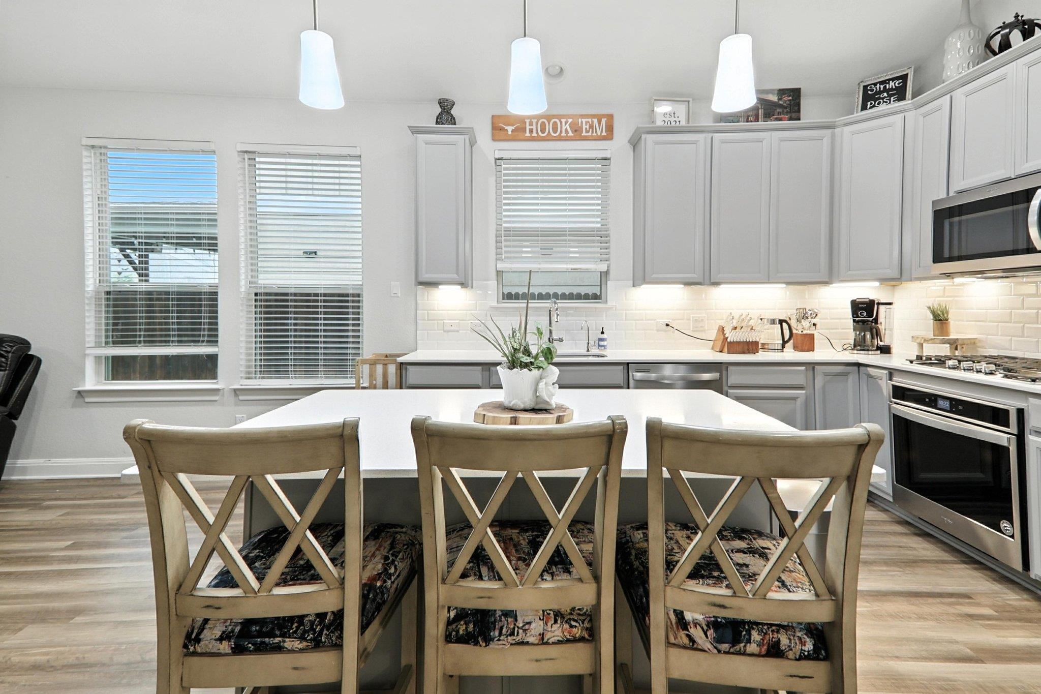 140 Cascata Way, Liberty Hill, TX 78642