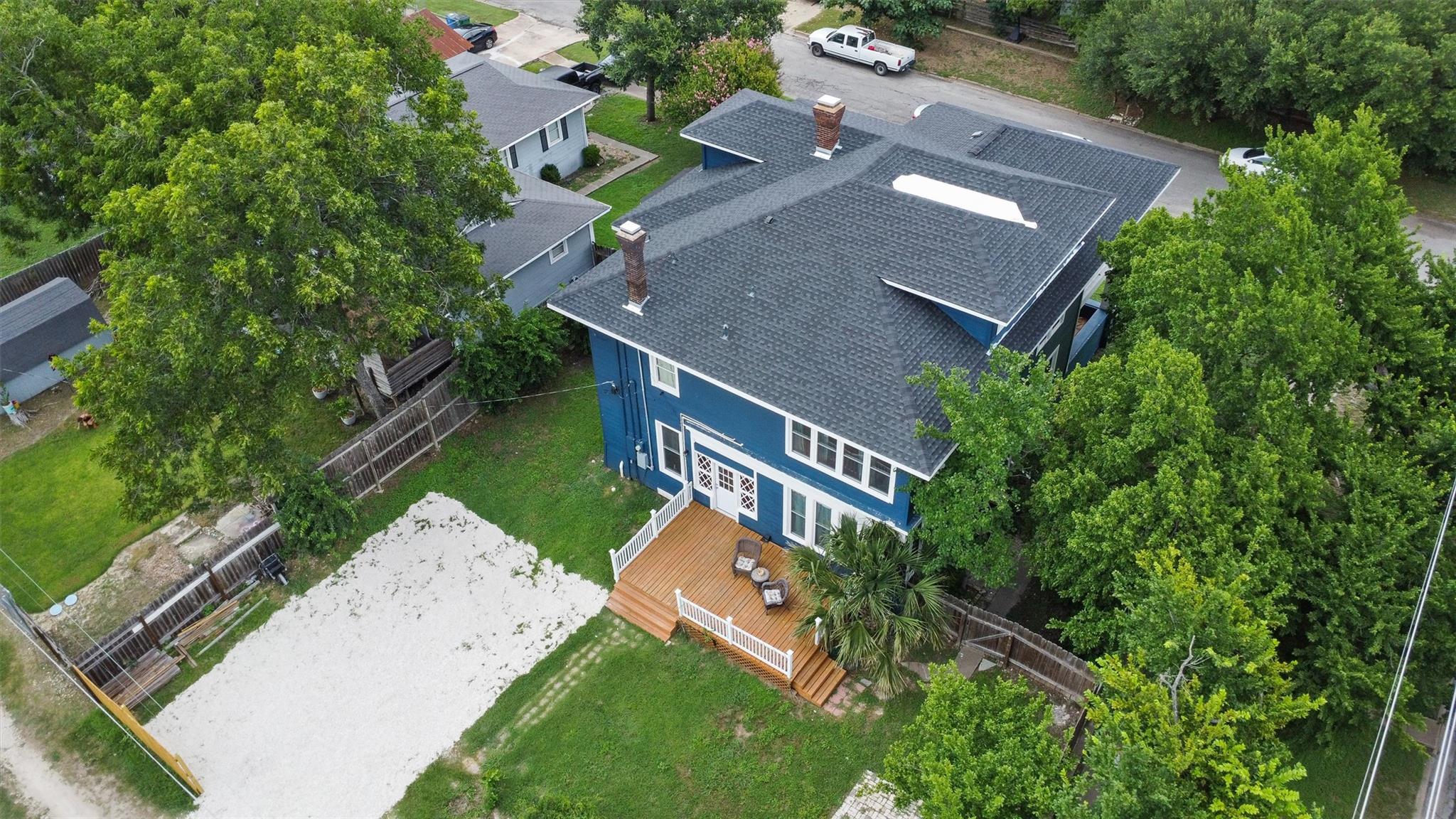 501 Branch St, Taylor, TX 76574