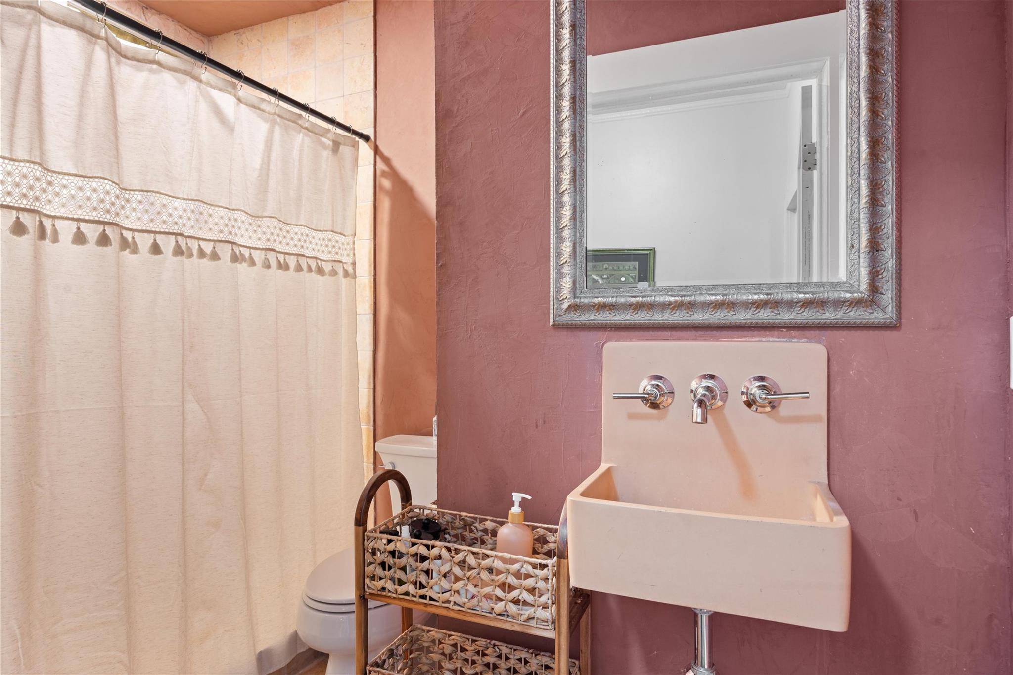 501 Branch St, Taylor, TX 76574