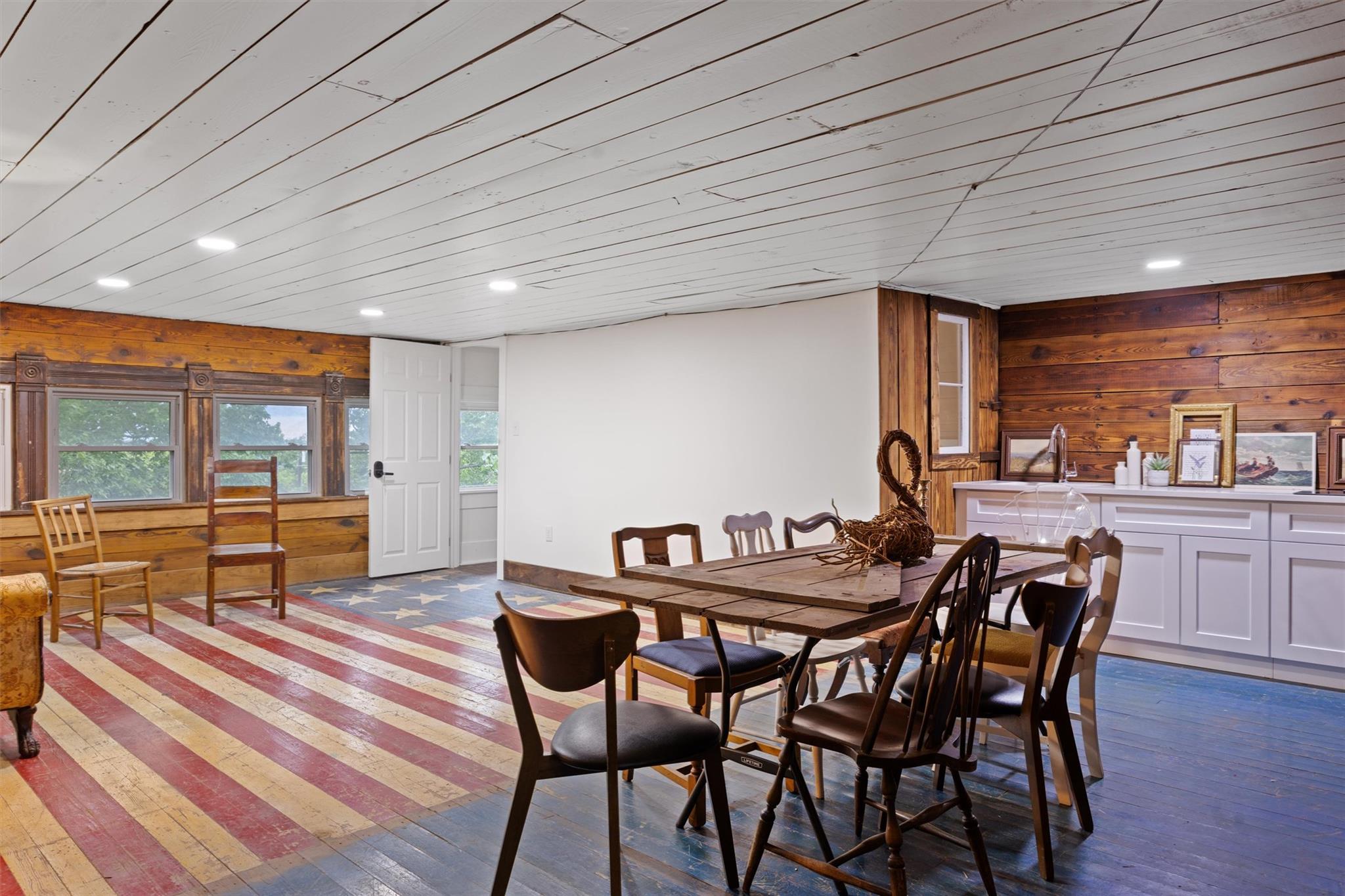 501 Branch St, Taylor, TX 76574