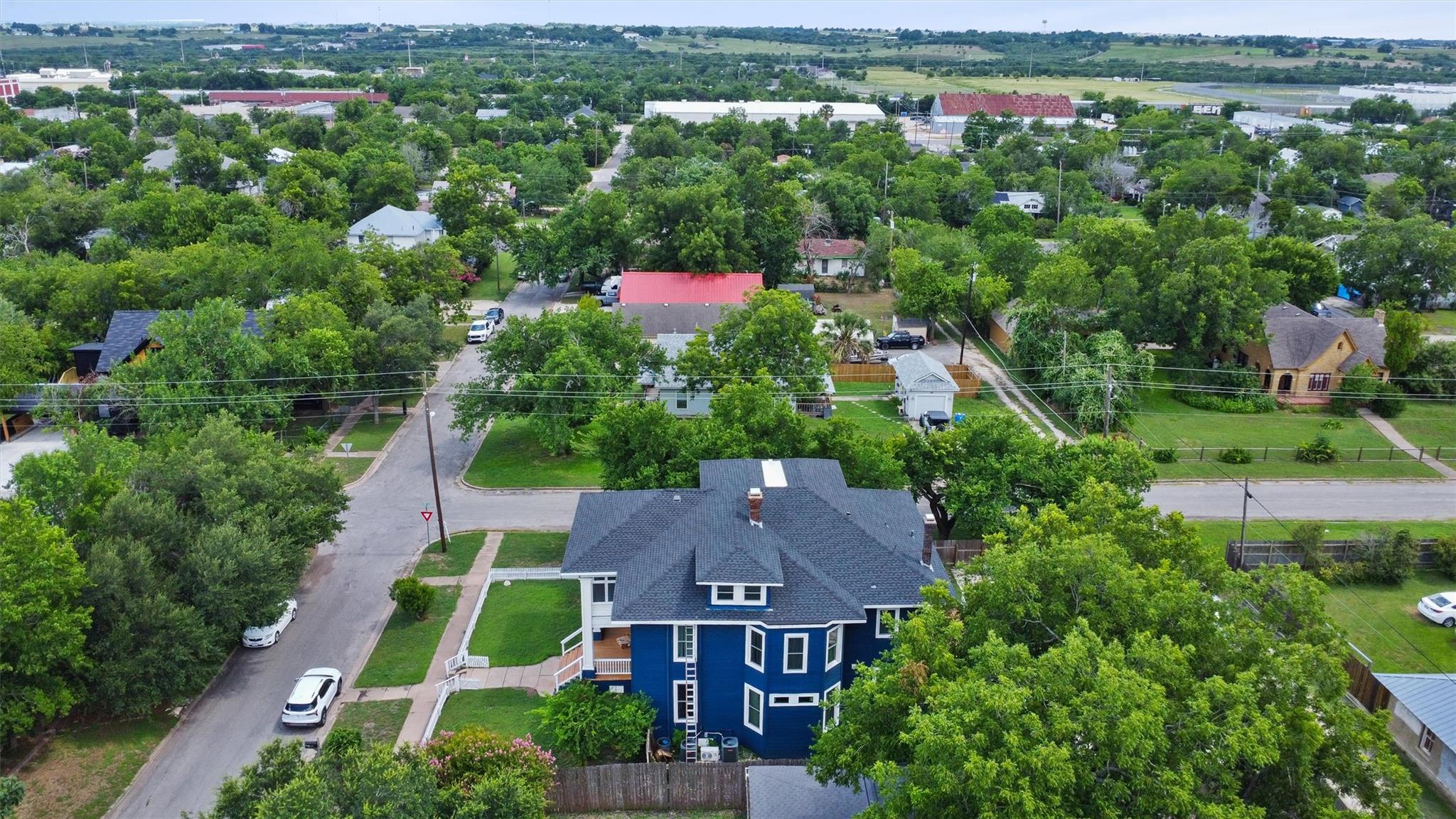 501 Branch St, Taylor, TX 76574