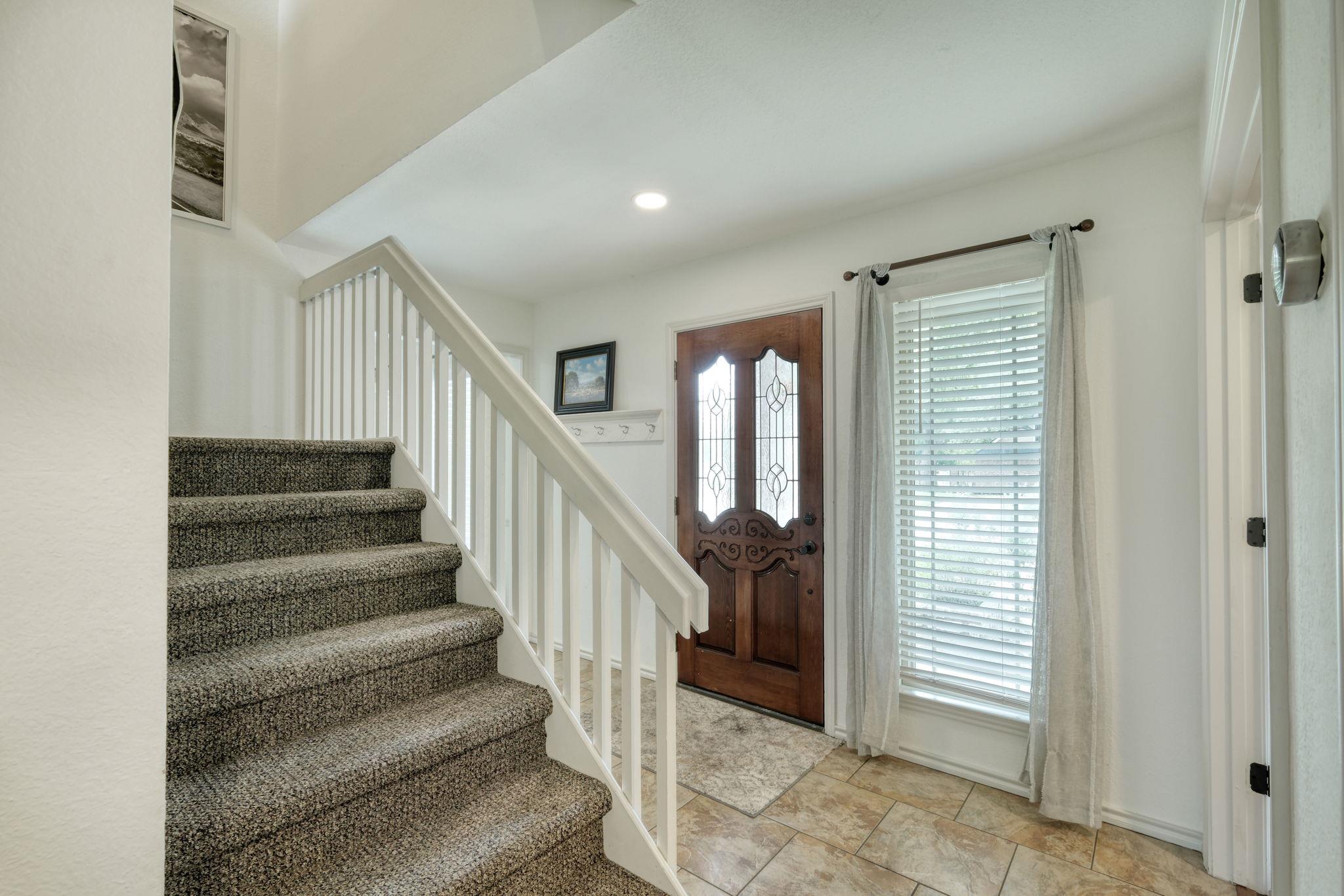 2018 Shadowbrook Cir, Round Rock, TX 78681