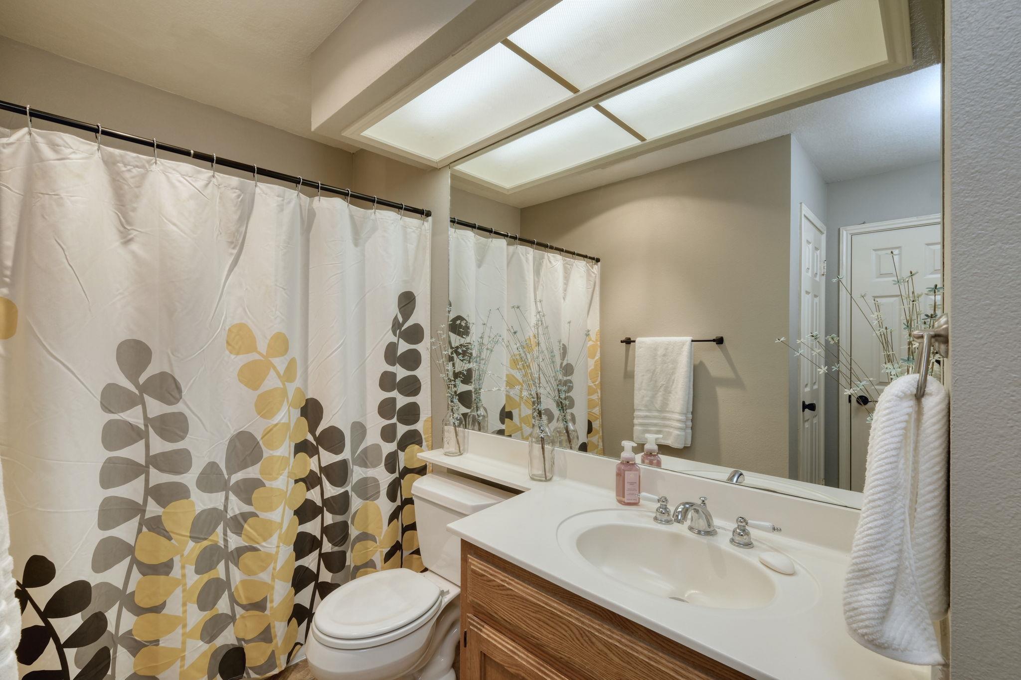 2018 Shadowbrook Cir, Round Rock, TX 78681