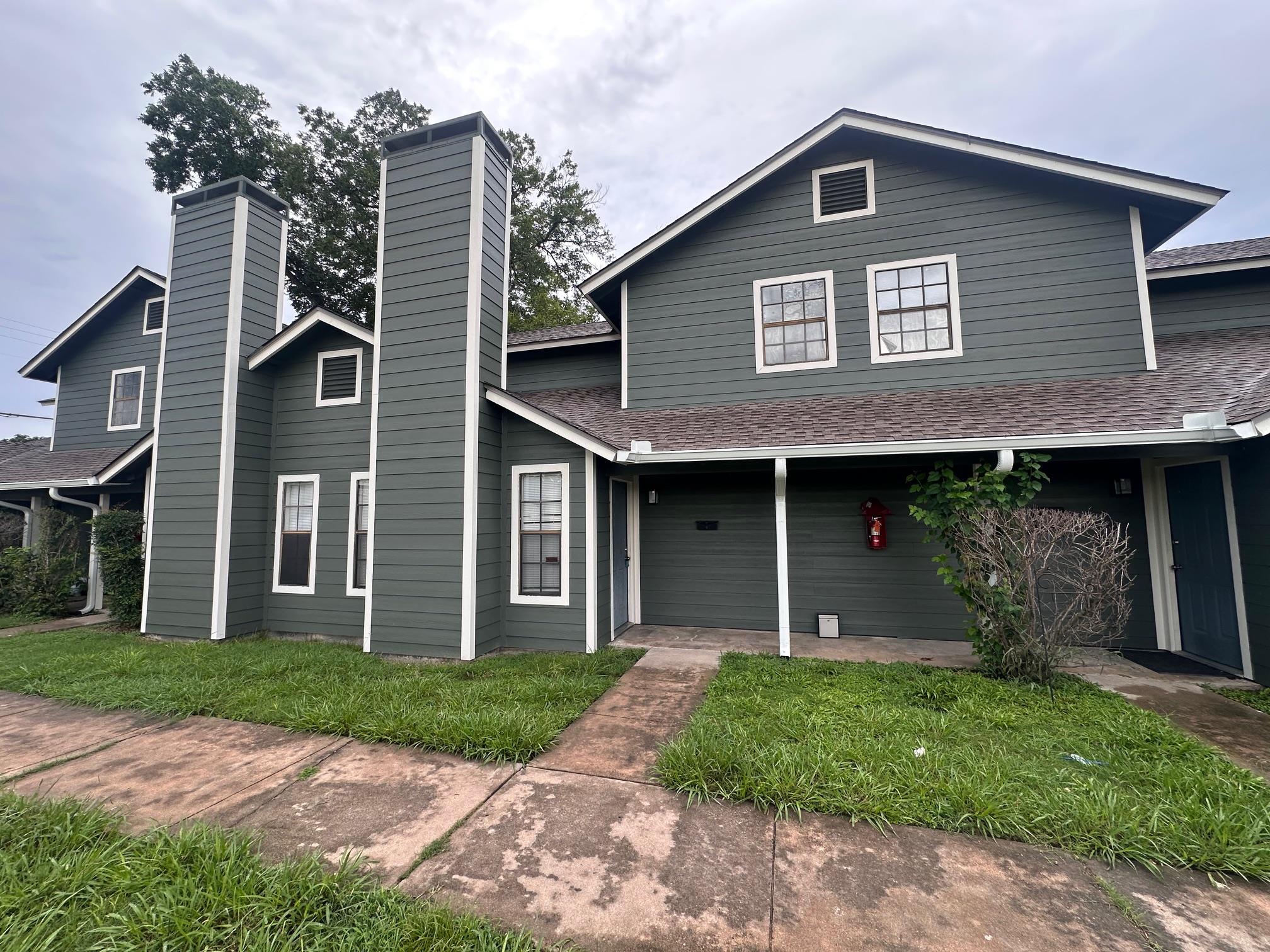 1007 Water St # 104, Bastrop, TX 78602