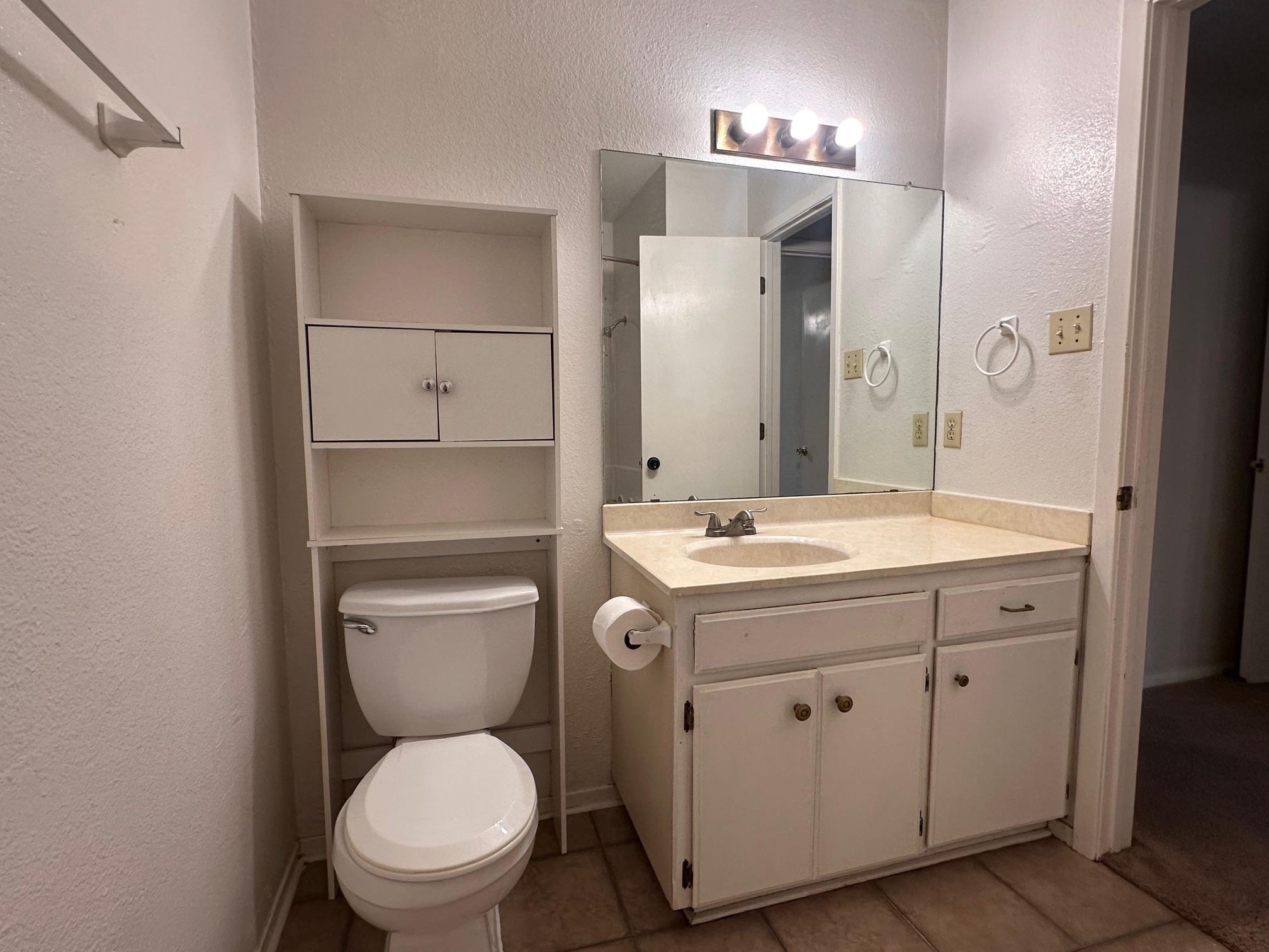 1007 Water St # 104, Bastrop, TX 78602