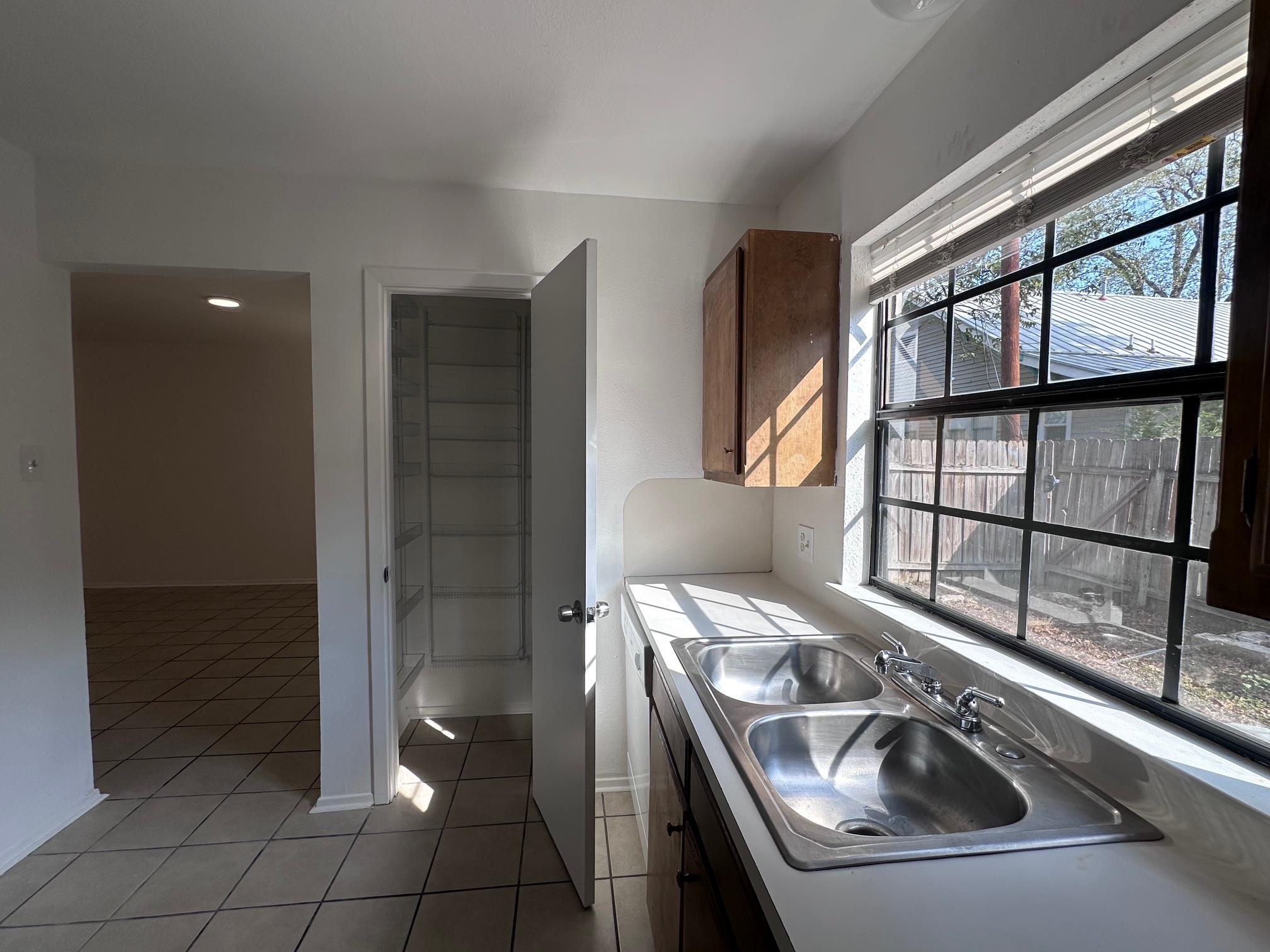 1007 Water St # 104, Bastrop, TX 78602