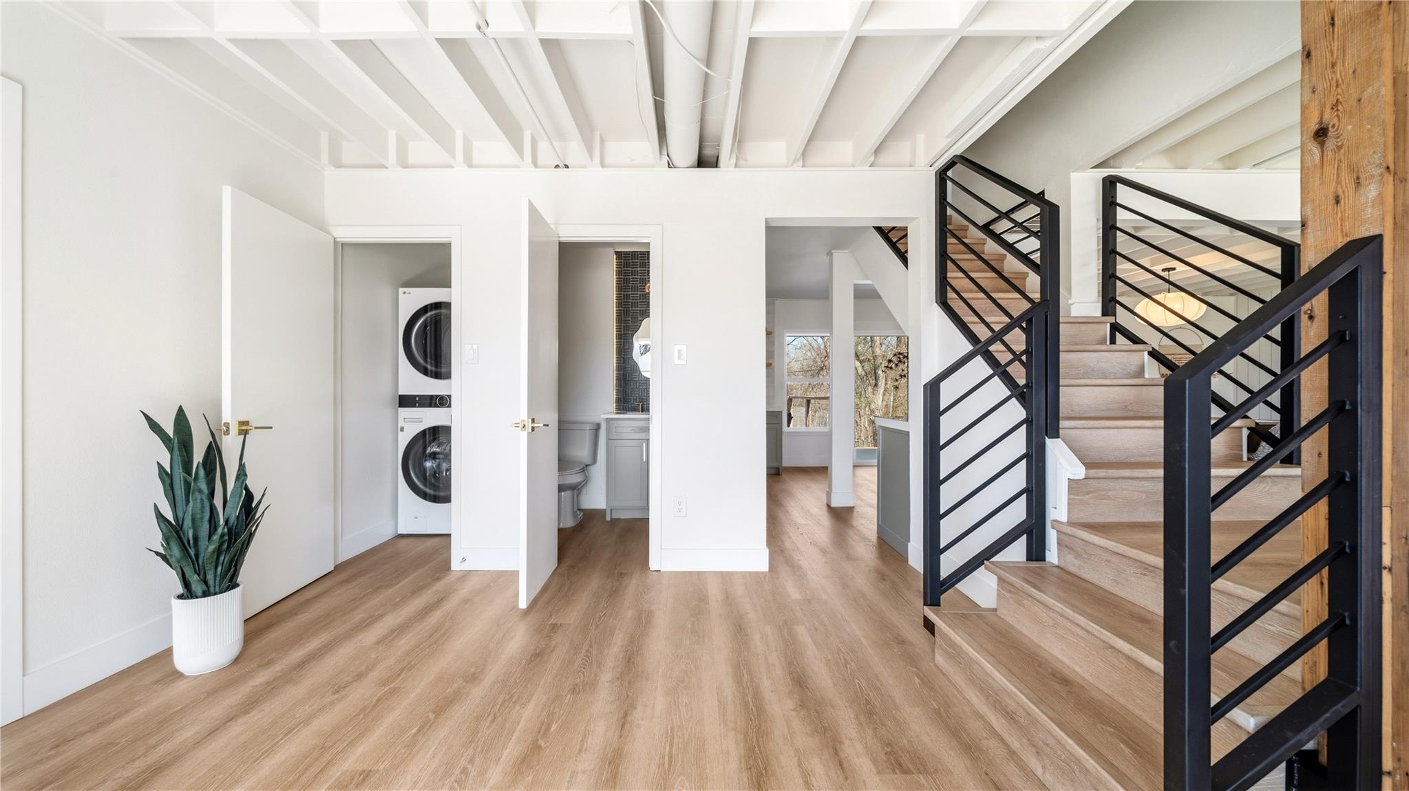 5202 Woodmoor Dr, Austin, TX 78721