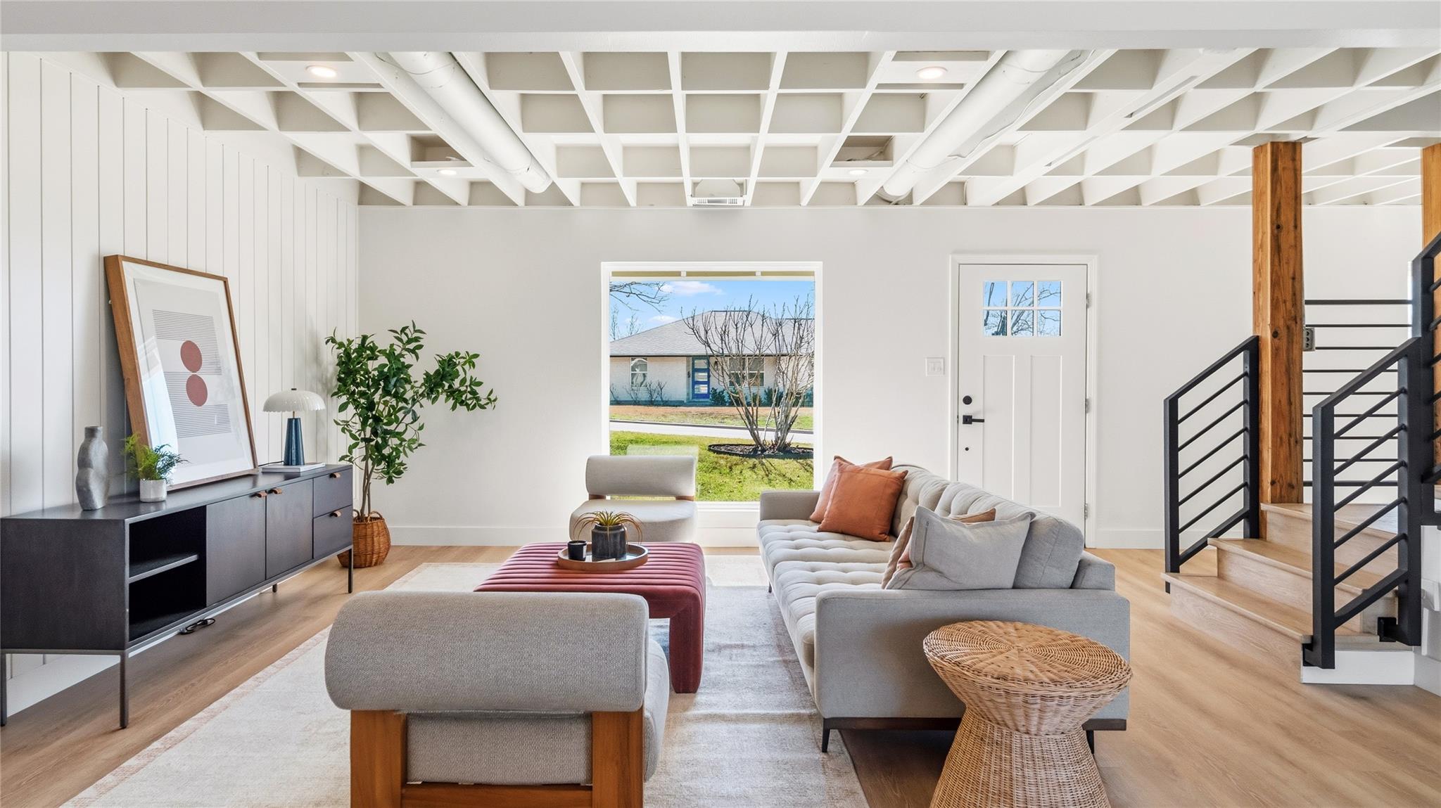 5202 Woodmoor Dr, Austin, TX 78721