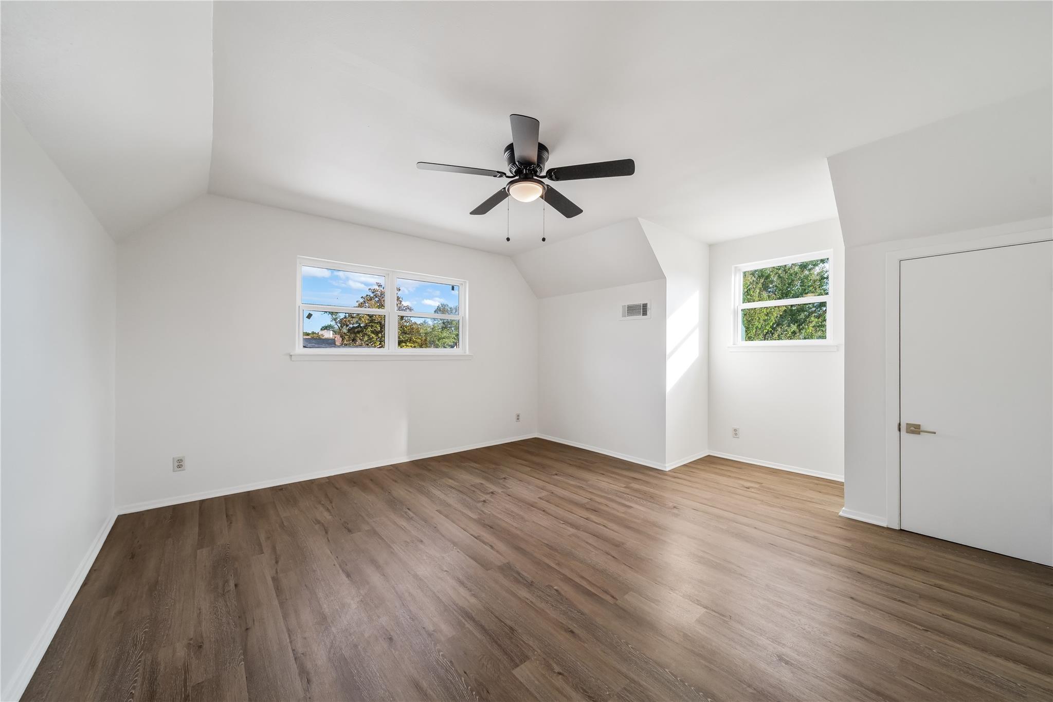 5202 Woodmoor Dr, Austin, TX 78721