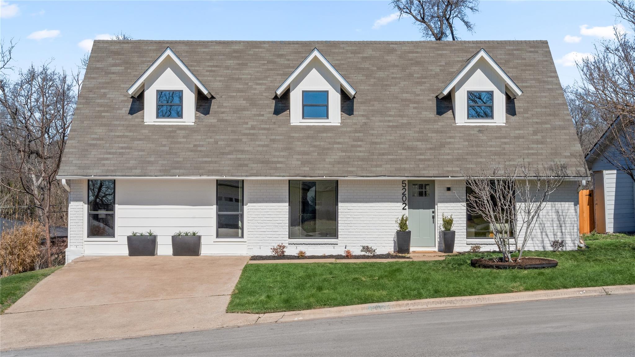 5202 Woodmoor Dr, Austin, TX 78721