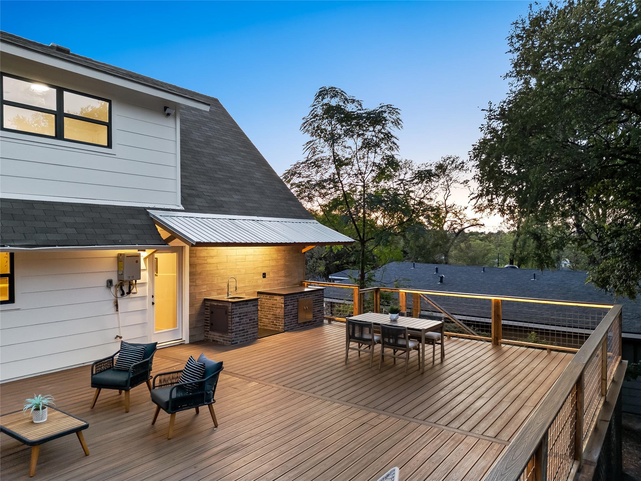 5202 Woodmoor Dr, Austin, TX 78721