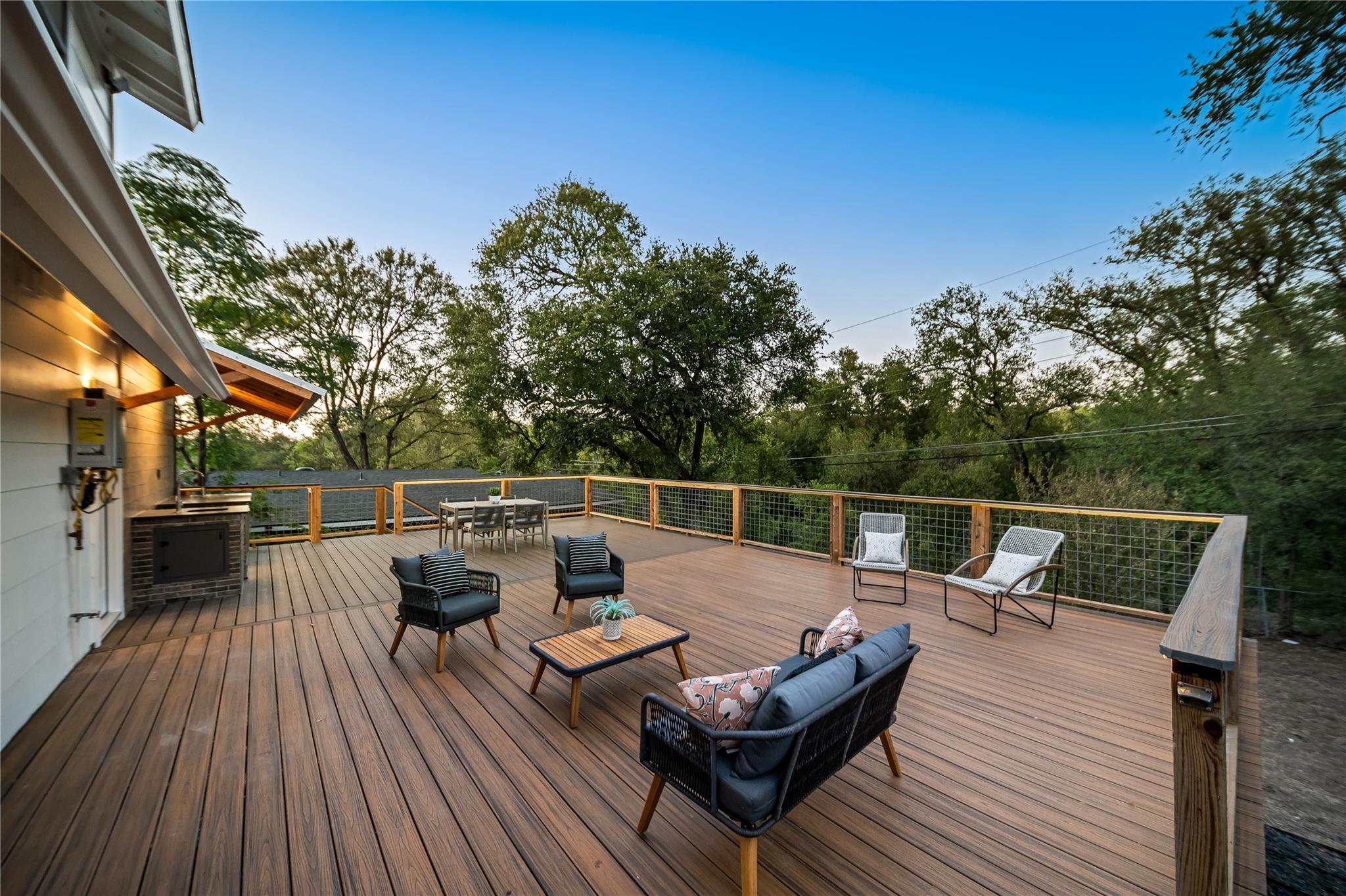 5202 Woodmoor Dr, Austin, TX 78721