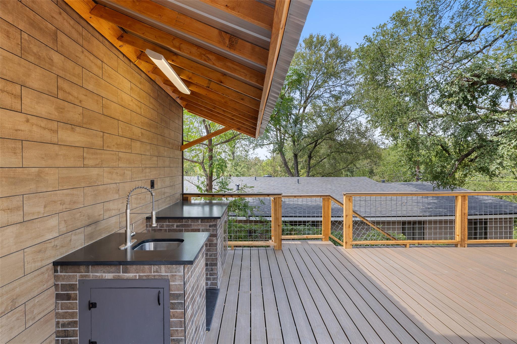 5202 Woodmoor Dr, Austin, TX 78721