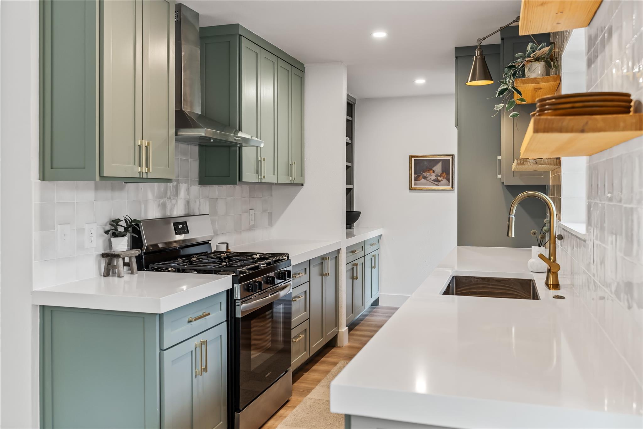 5202 Woodmoor Dr, Austin, TX 78721