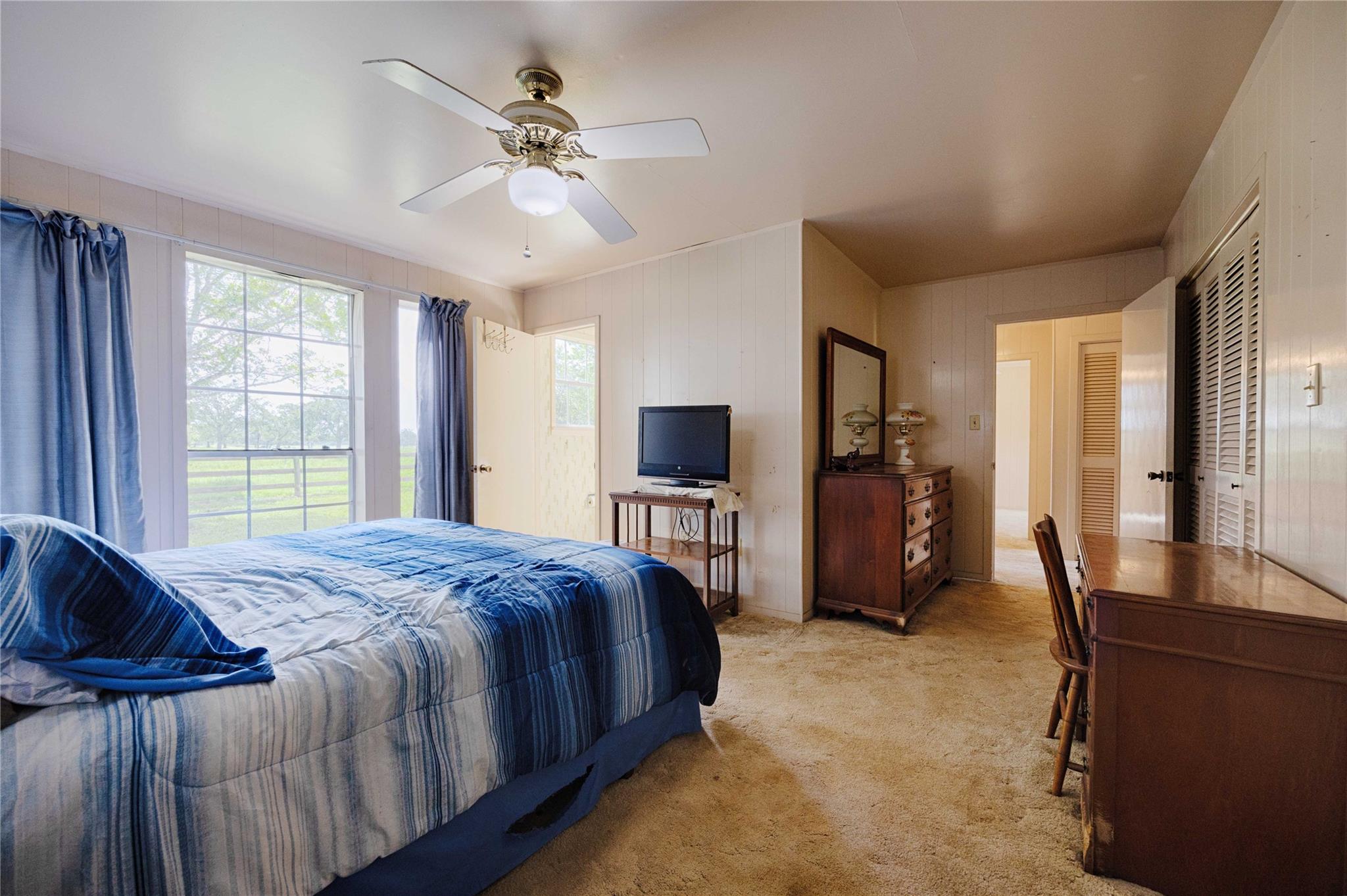 4361 US Highway 77 S, Hallettsville, TX 77964