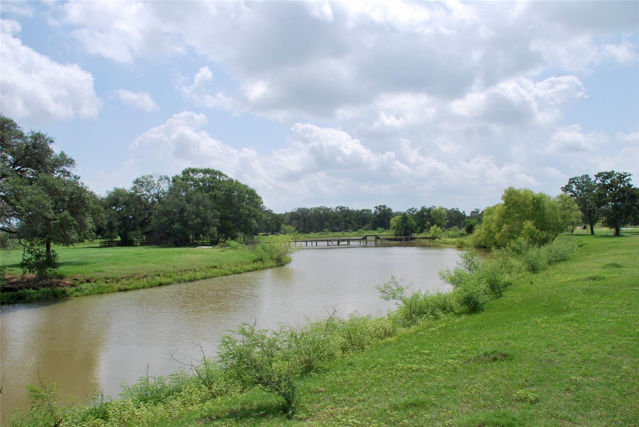 4361 US Highway 77 S, Hallettsville, TX 77964