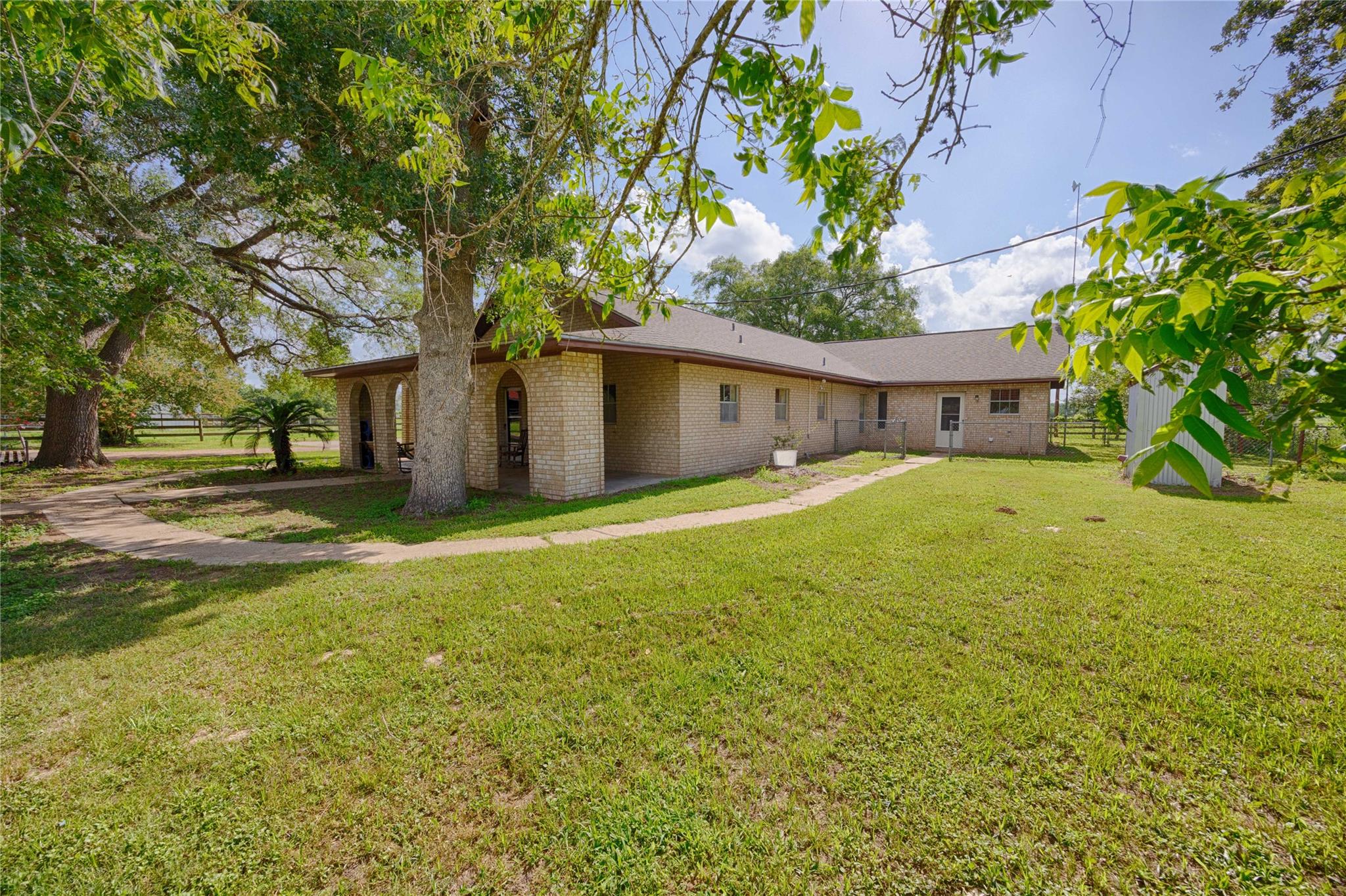 4361 US Highway 77 S, Hallettsville, TX 77964