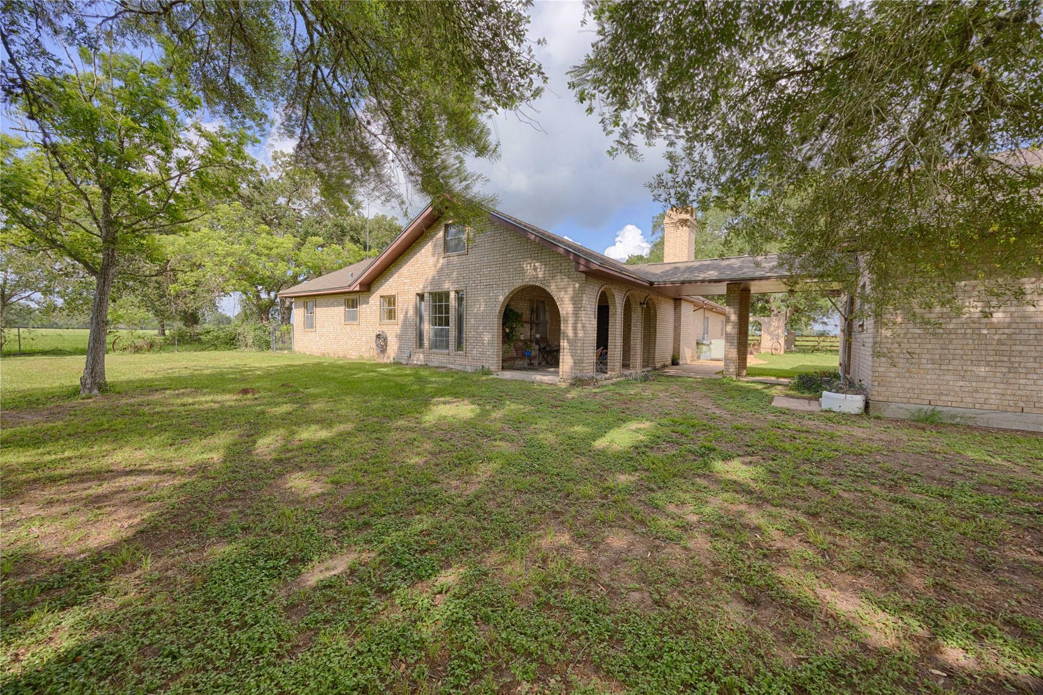 4361 US Highway 77 S, Hallettsville, TX 77964