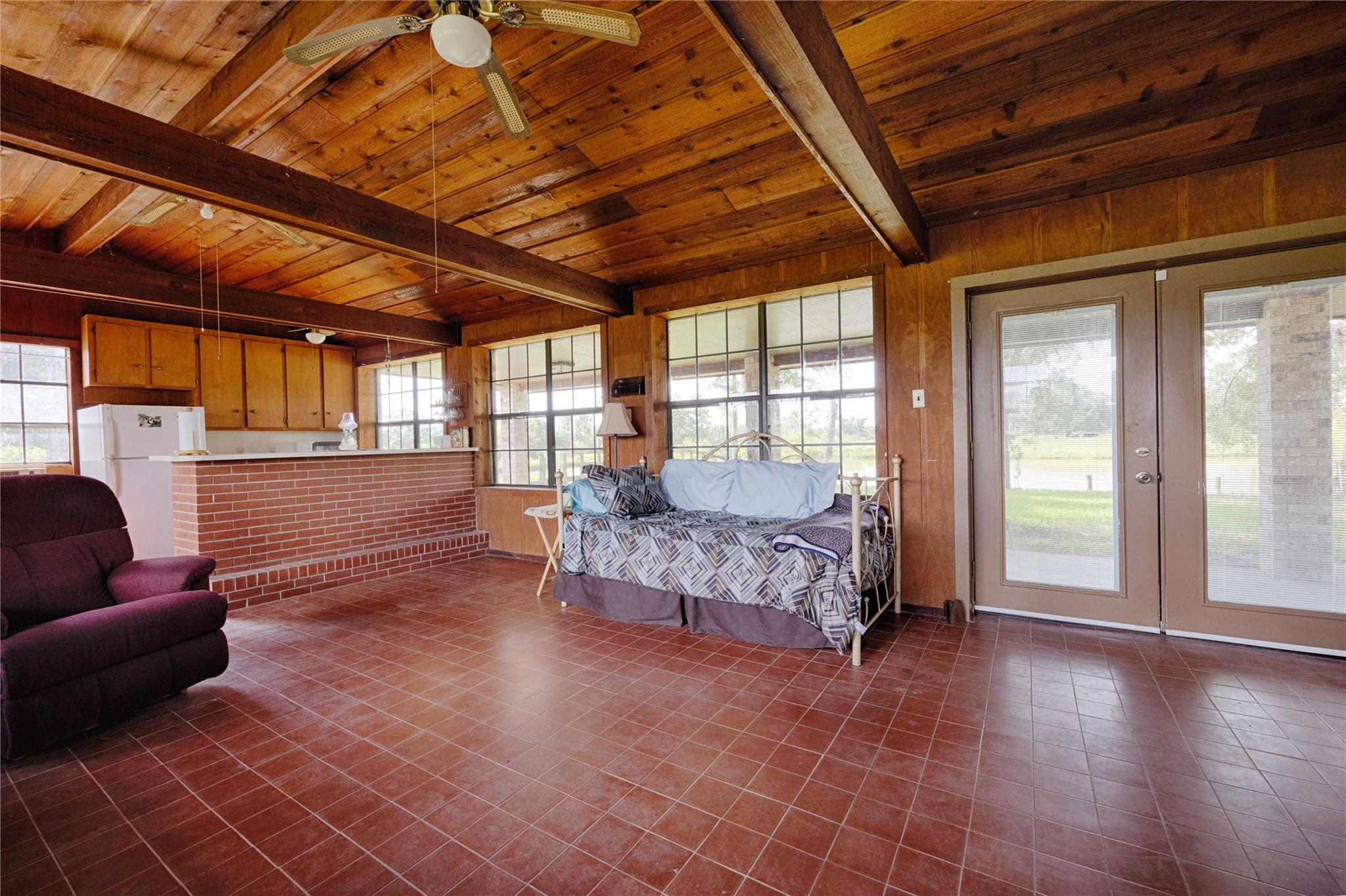 4361 US Highway 77 S, Hallettsville, TX 77964