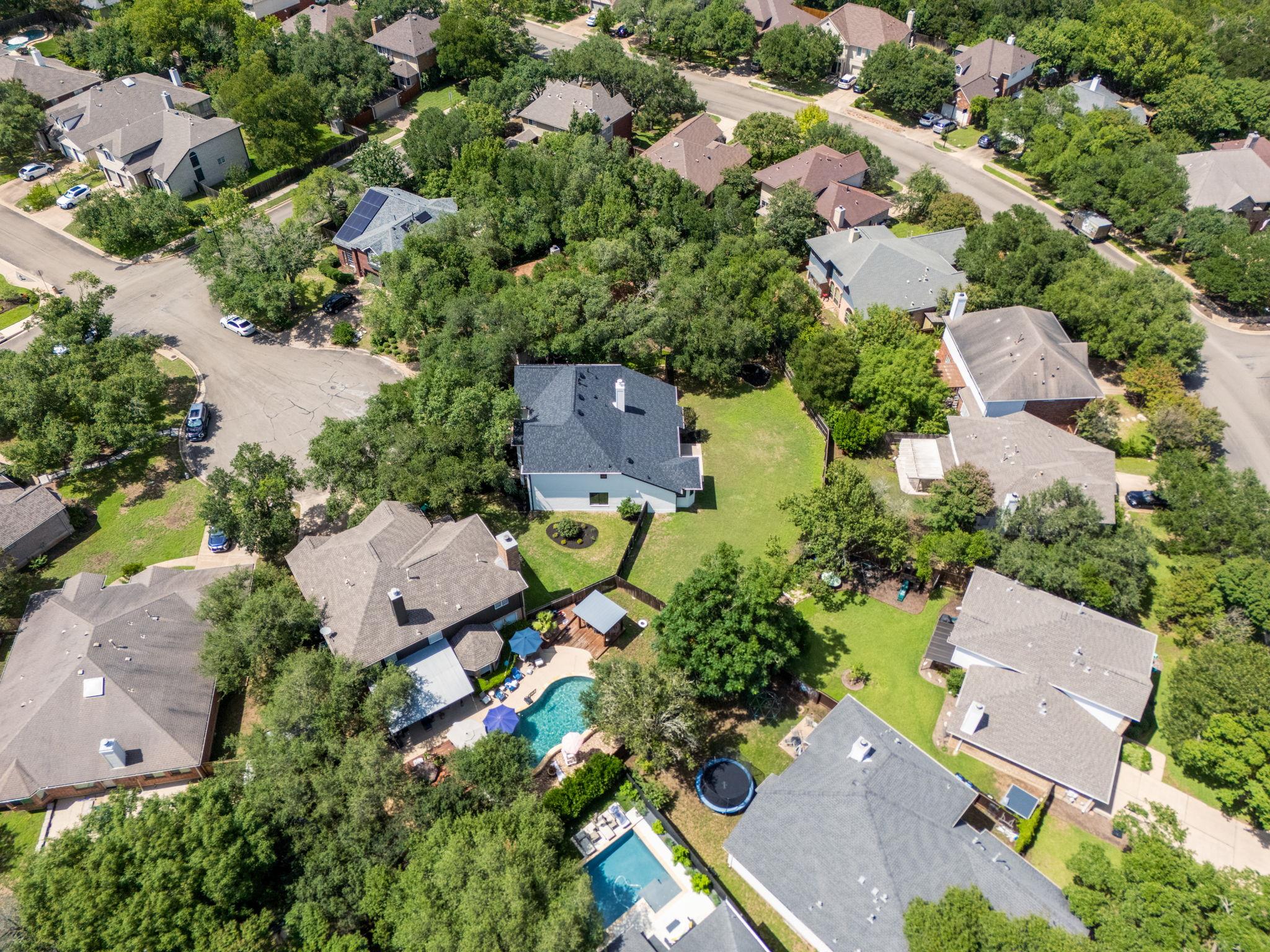 6000 Roxbury Ln, Austin, TX 78739