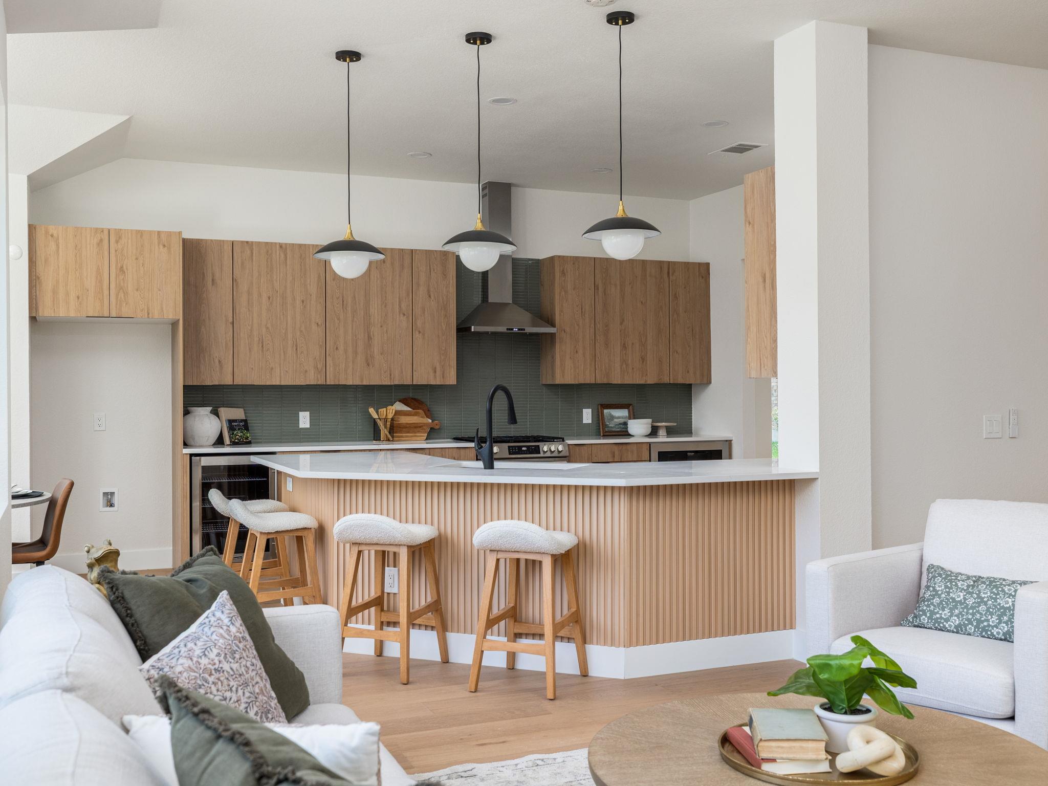 6000 Roxbury Ln, Austin, TX 78739