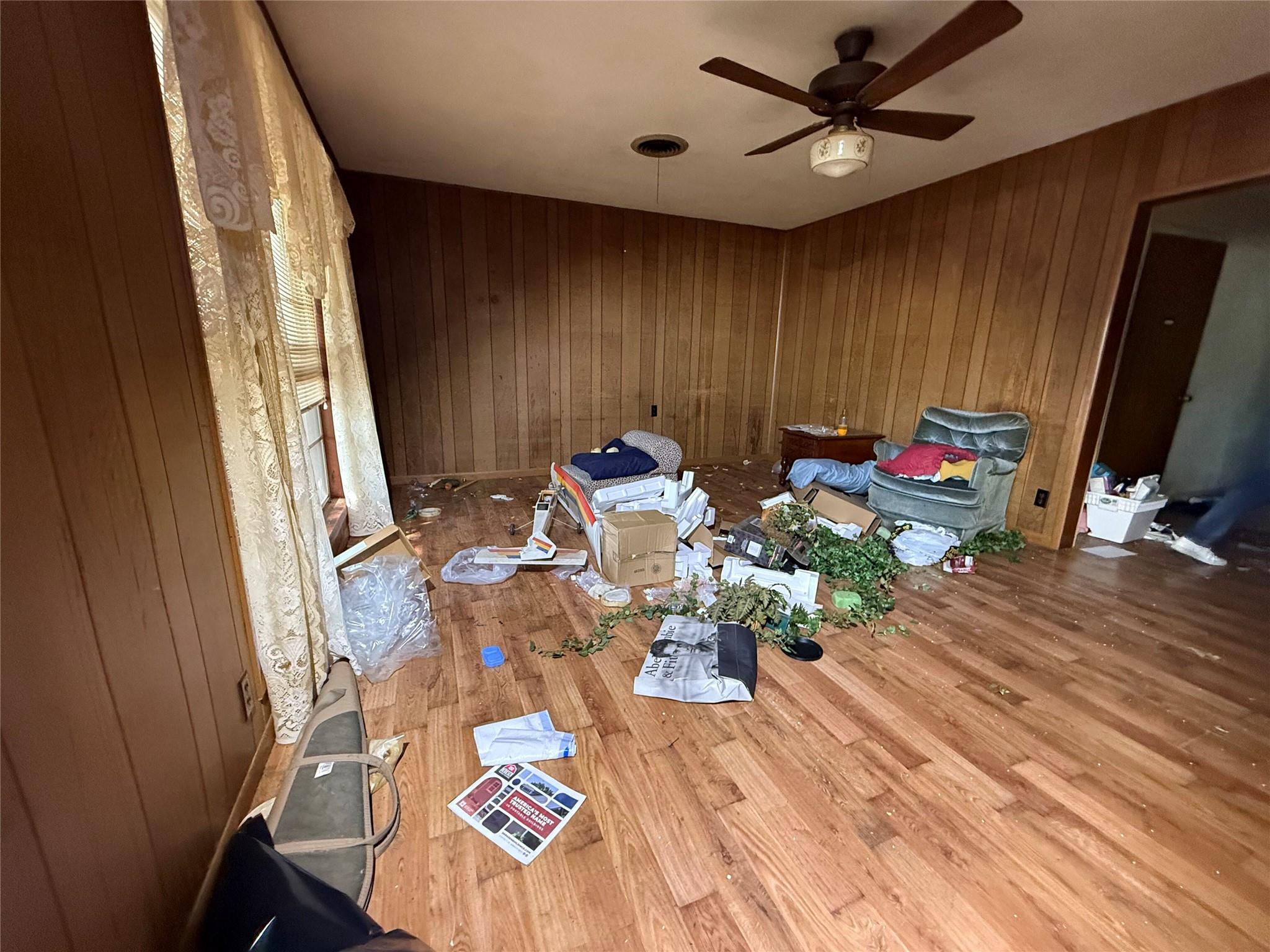 101 N Kings Trl, Little River Academy, TX 76554