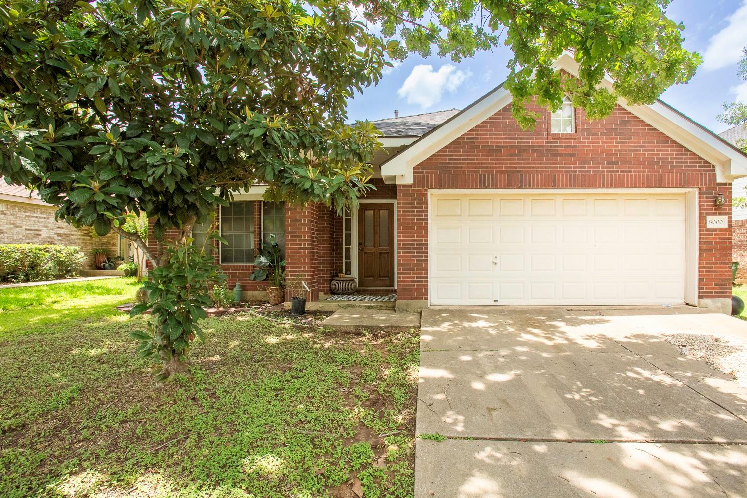 8000 Briarton Dr, Austin, TX 78747