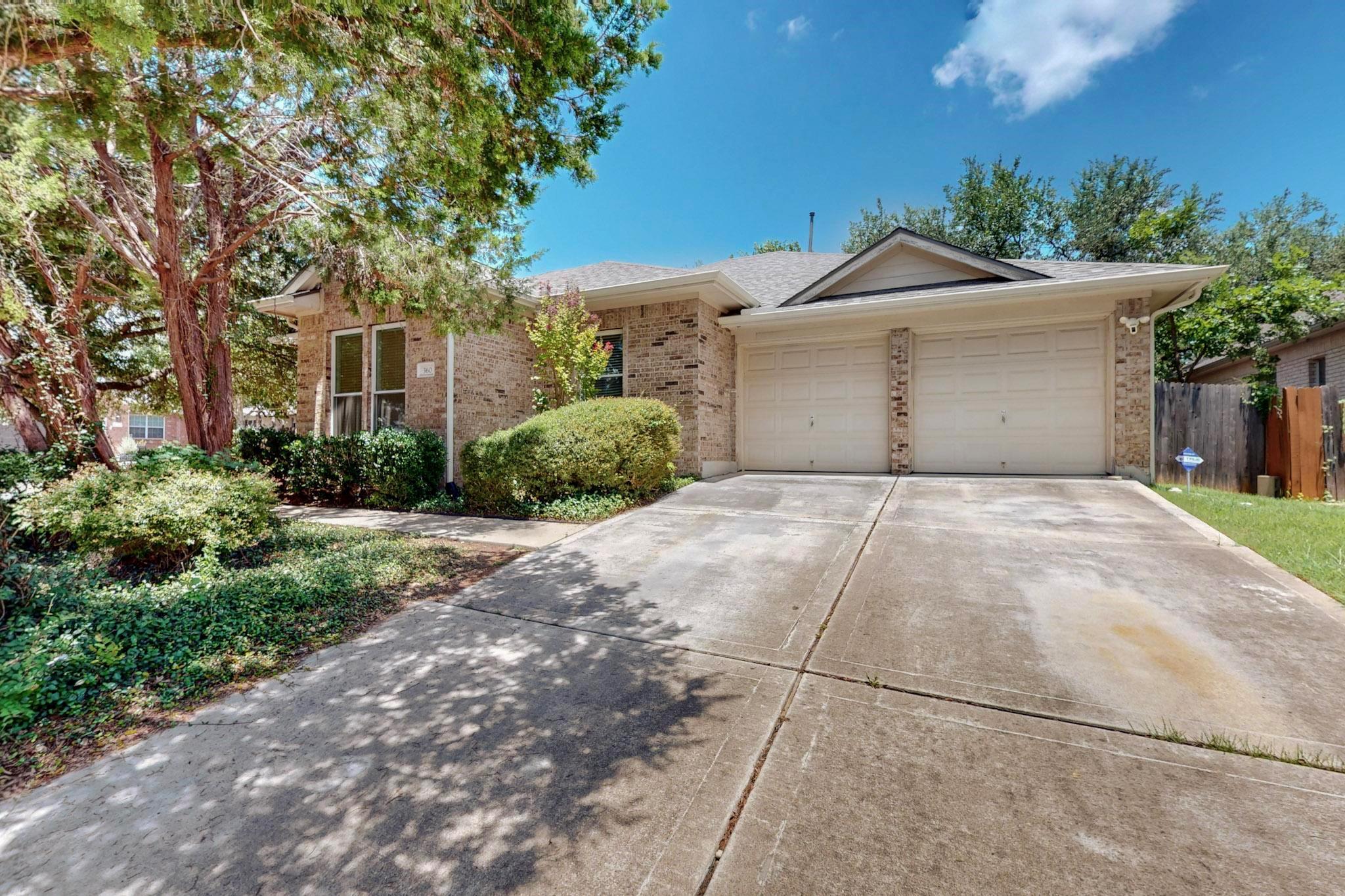 360 Canterbury Dr, Austin, TX 78737