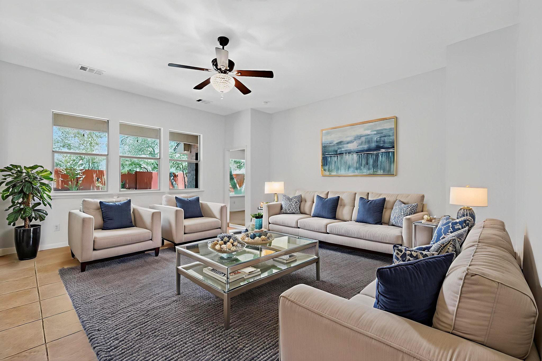 360 Canterbury Dr, Austin, TX 78737