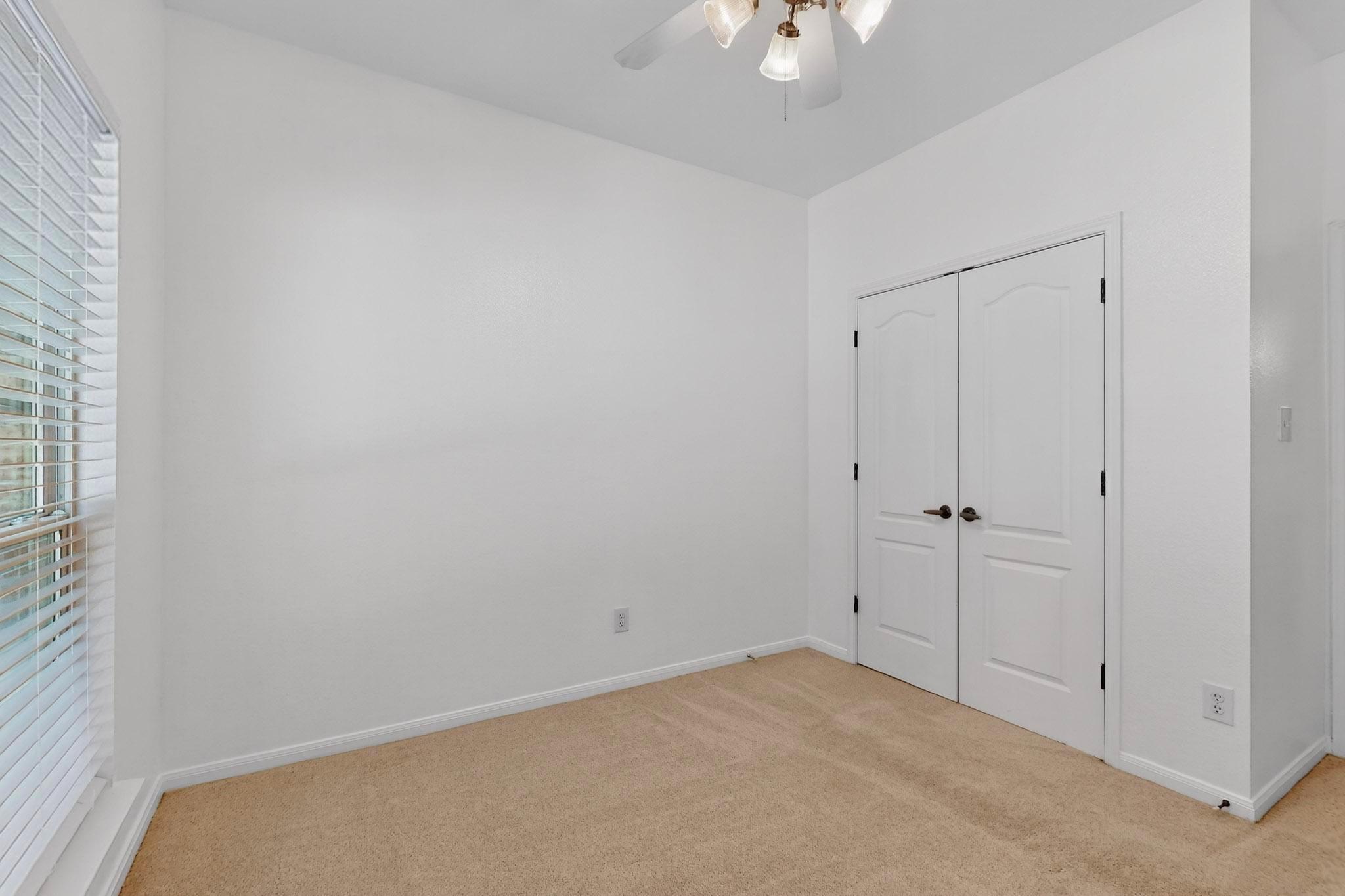 360 Canterbury Dr, Austin, TX 78737