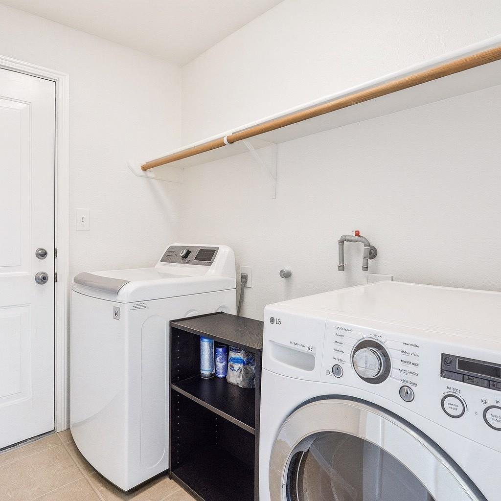 360 Canterbury Dr, Austin, TX 78737