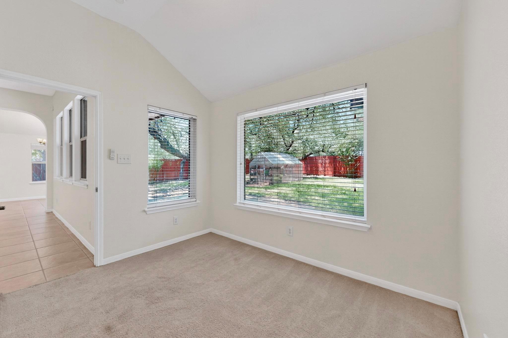 360 Canterbury Dr, Austin, TX 78737