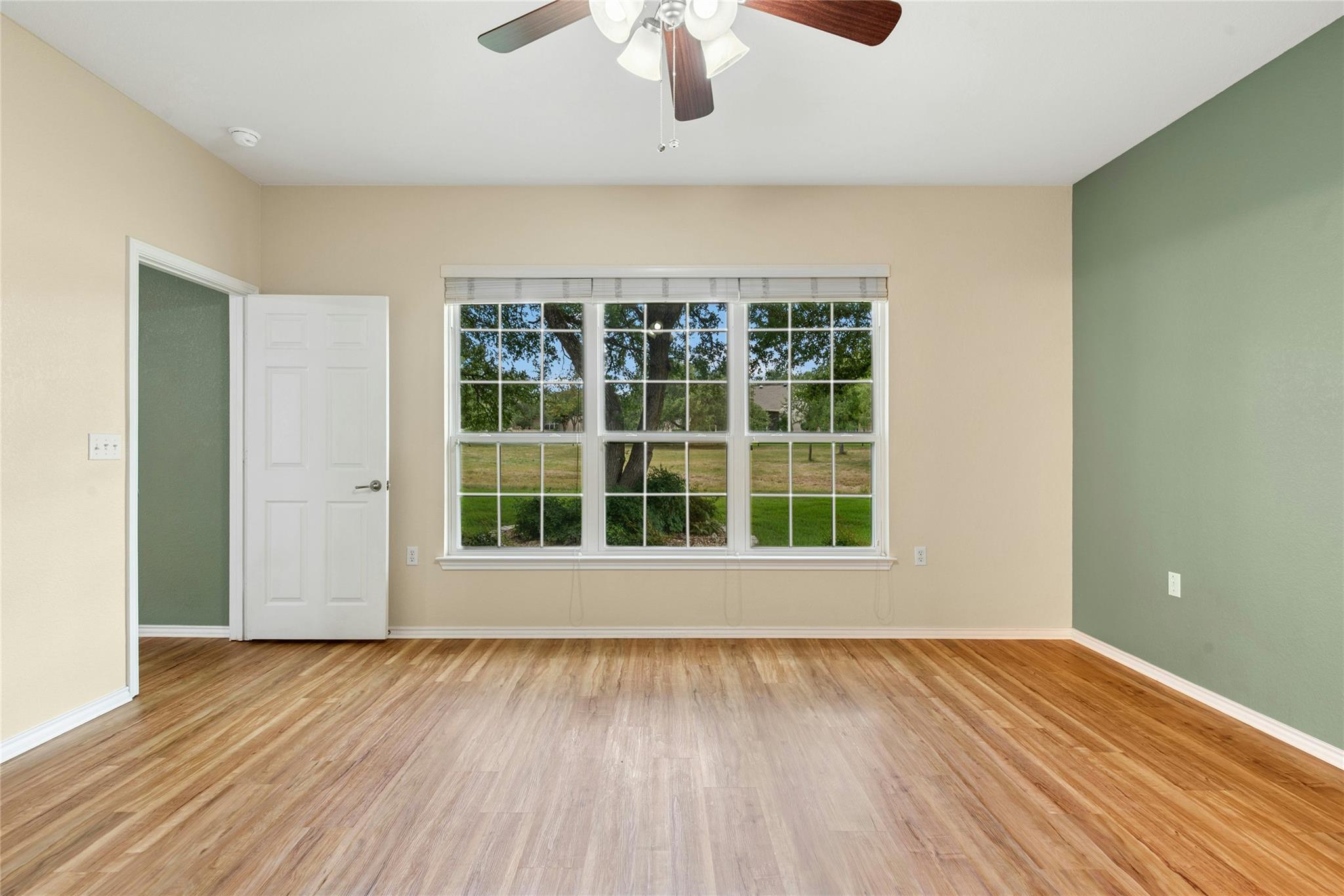 611 Farm Hill Dr, Georgetown, TX 78633
